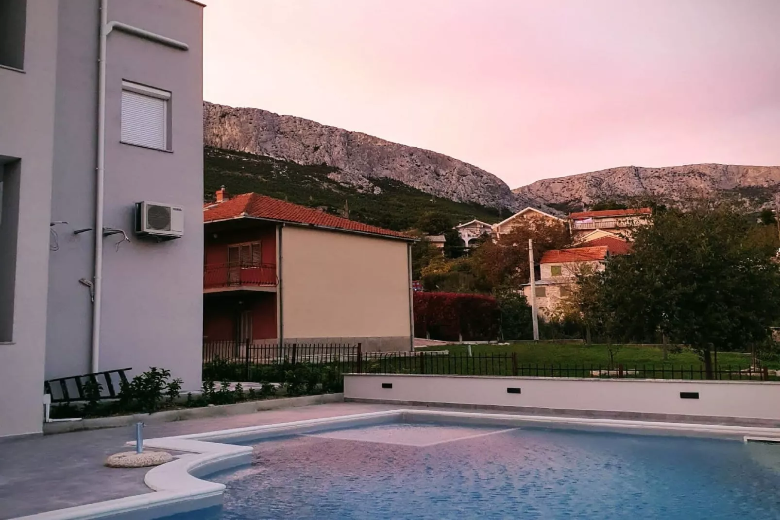 Apartments Villa Salona Sky - Superior Two Bedroom Apartment with Balcony (6)