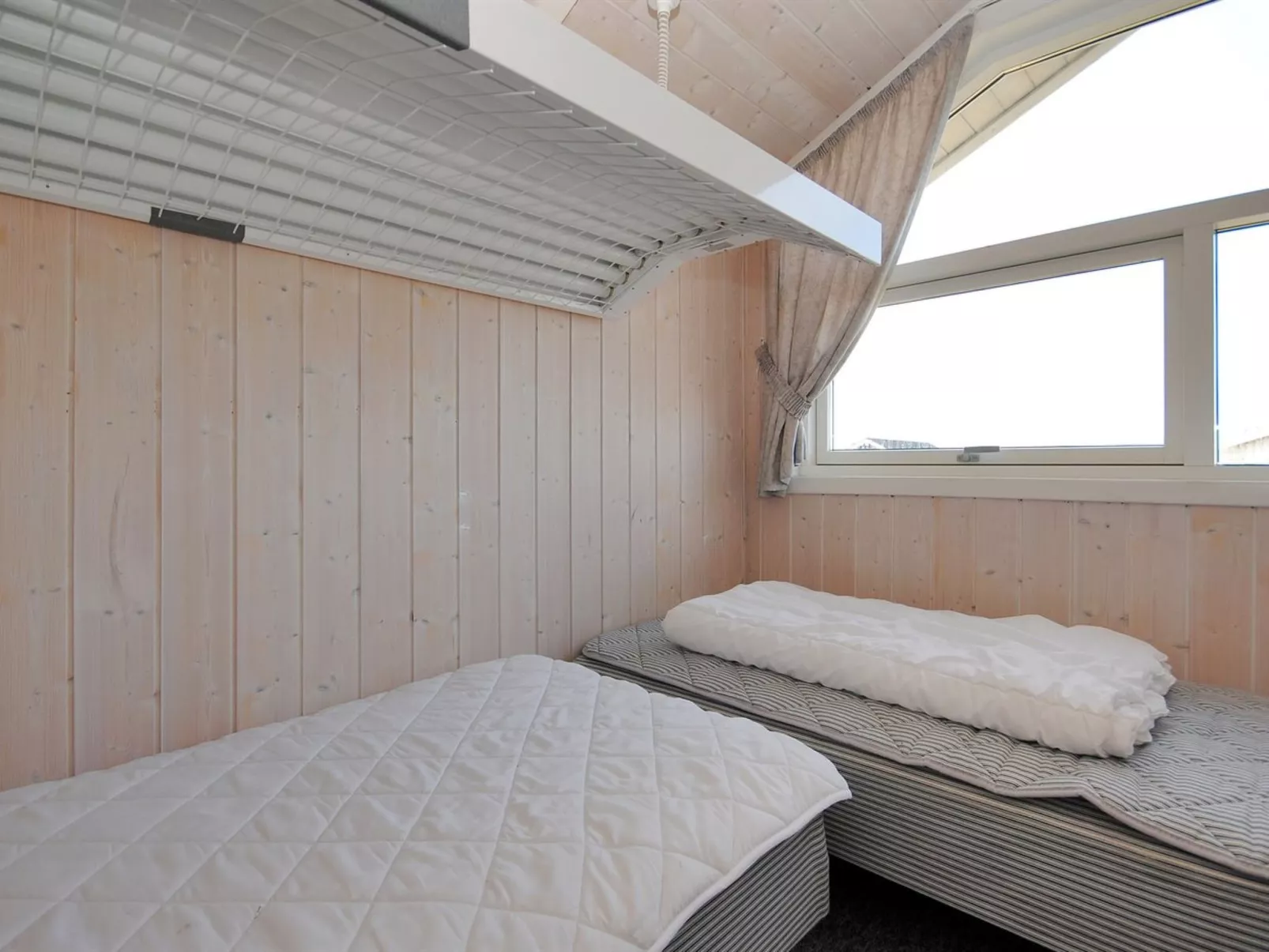 "Eemil" - 700m from the sea-Binnen