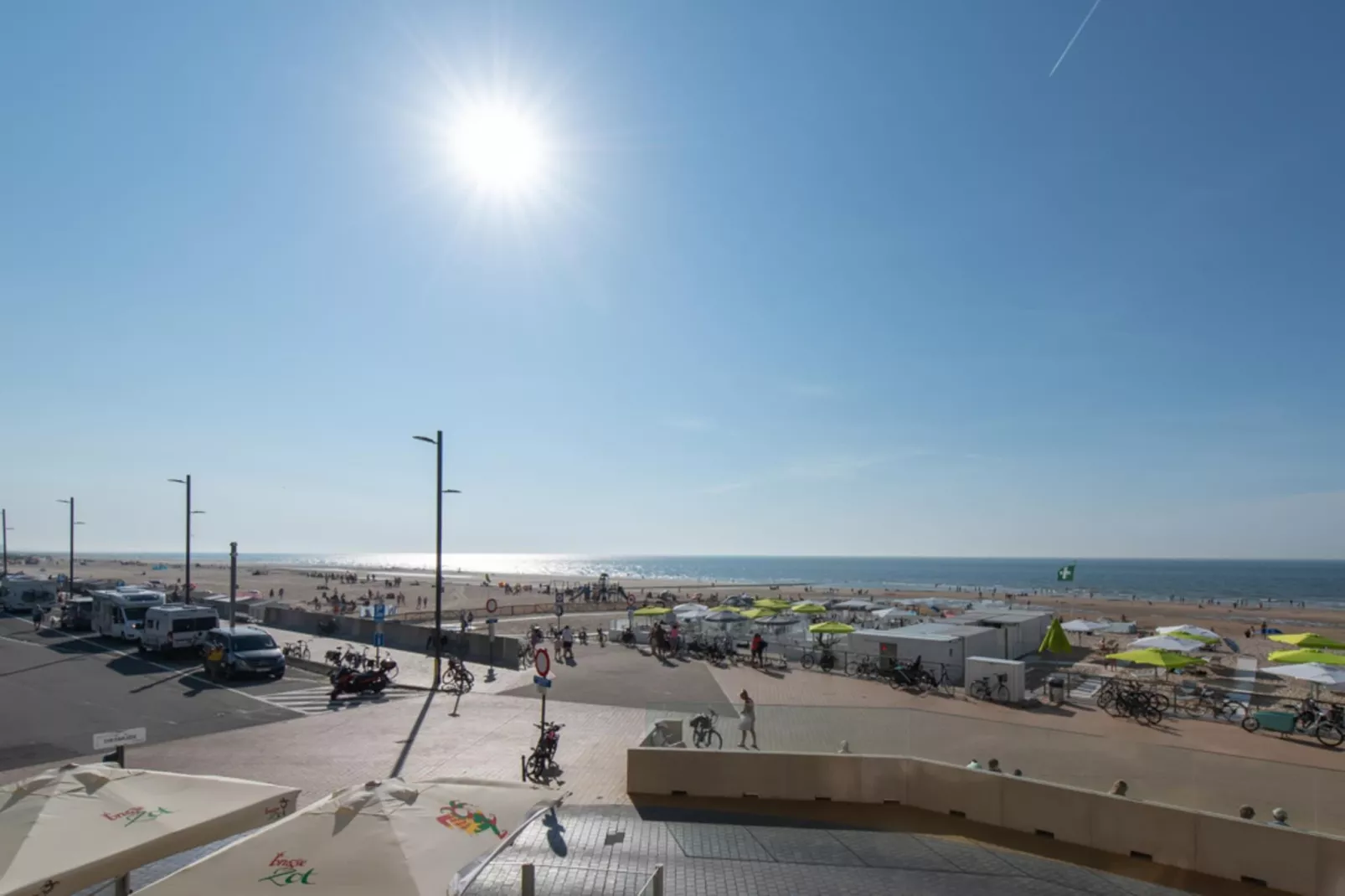 Sun Beach-Uitzicht zomer