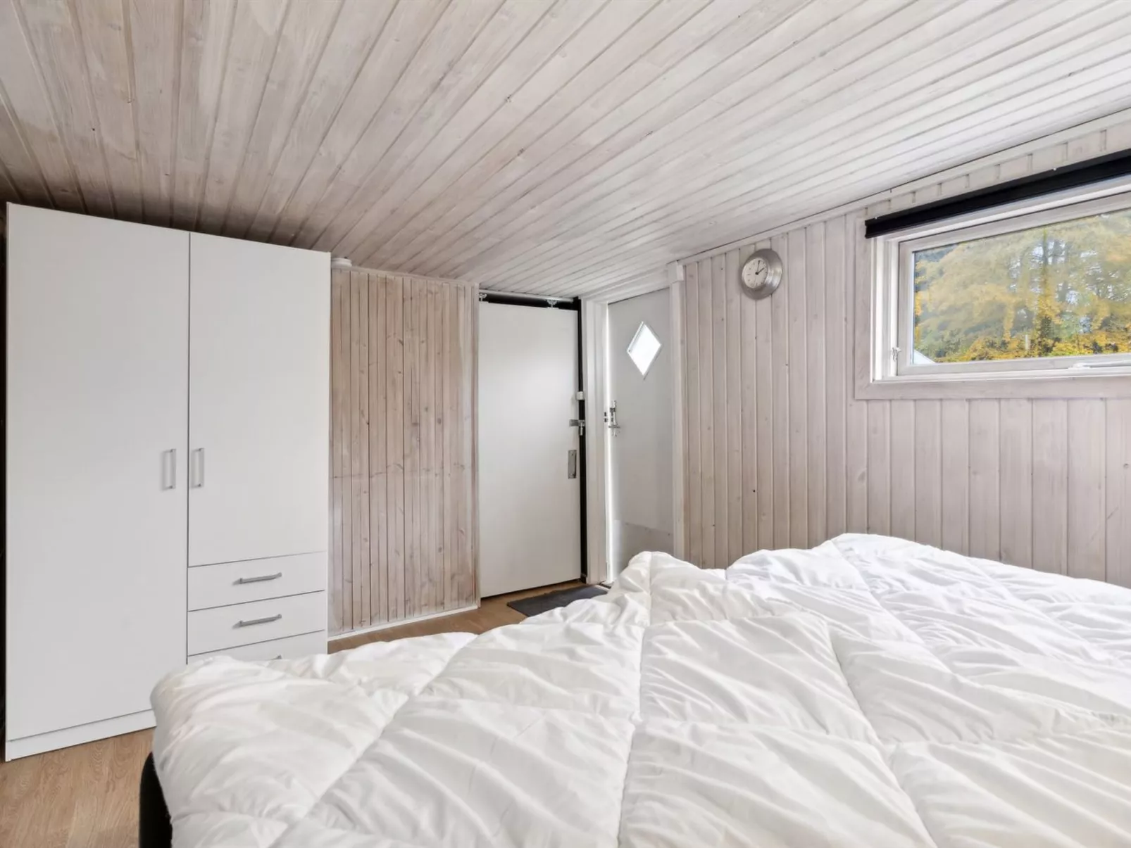 "Vilmar" - 16km from the sea-Binnen