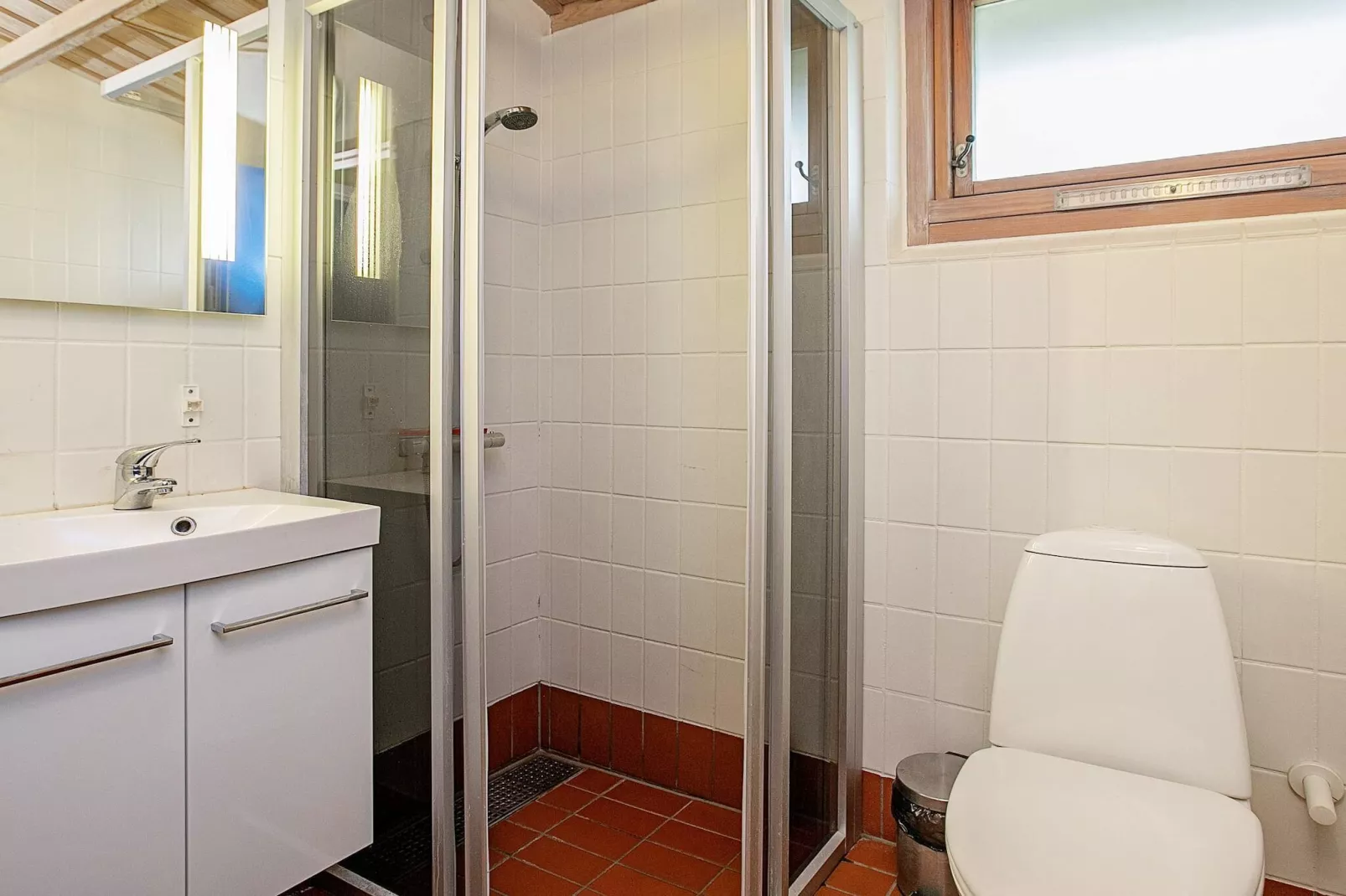 3 room,2 bathrooms w/seeview-Binnen