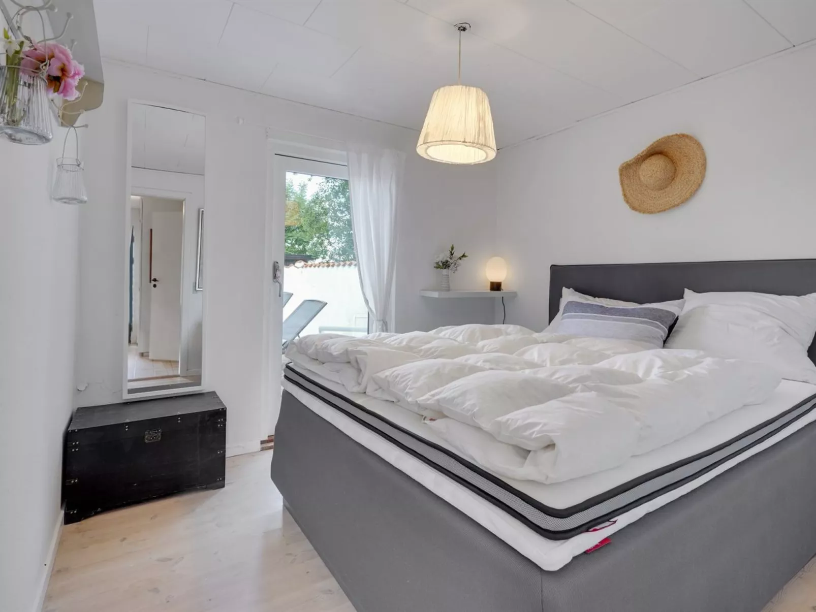 "Enrathi" - 600m from the sea-Binnen