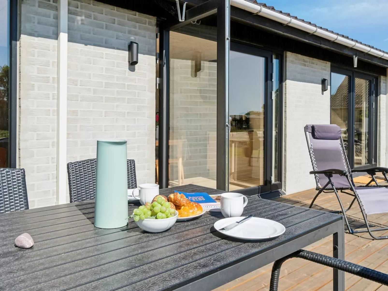 "Yari" - 50m from the sea-Buiten