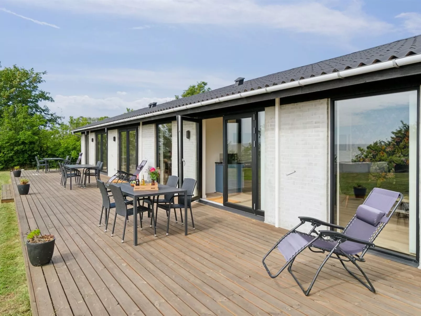 "Rico" - 50m from the sea-Binnen