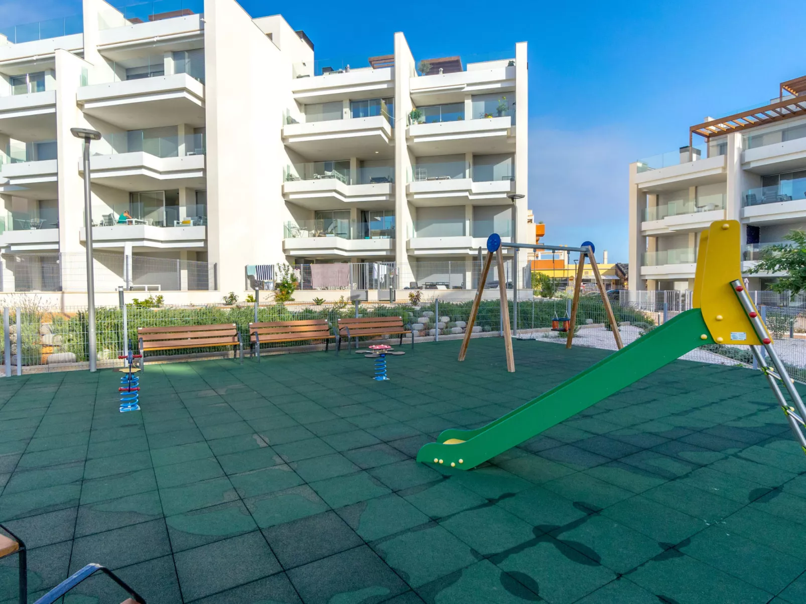 Ema Residencial-Buiten