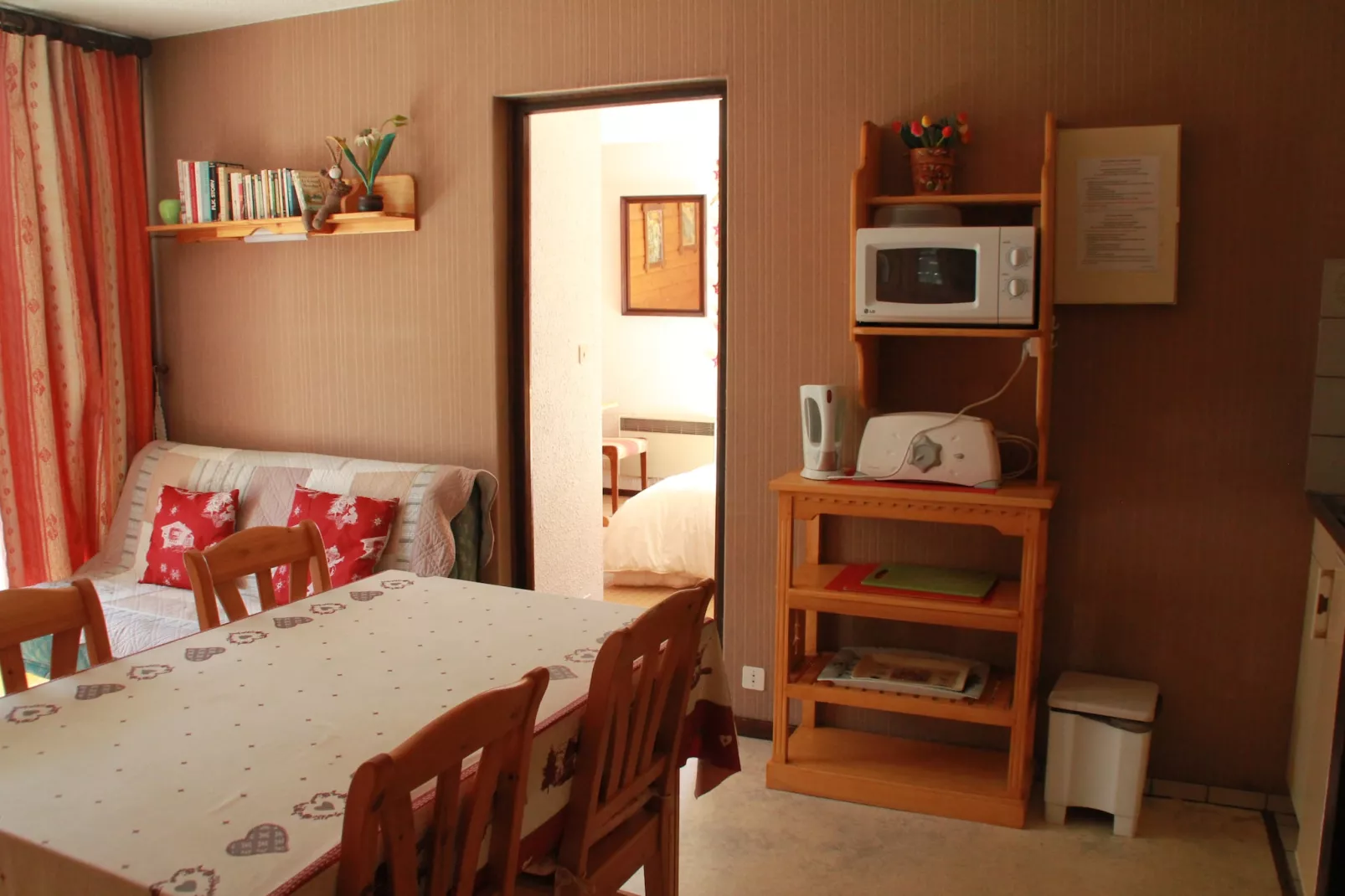 Moulin ML286 MOUNTAIN & TELECABINE 6 pers.-Woonkamer