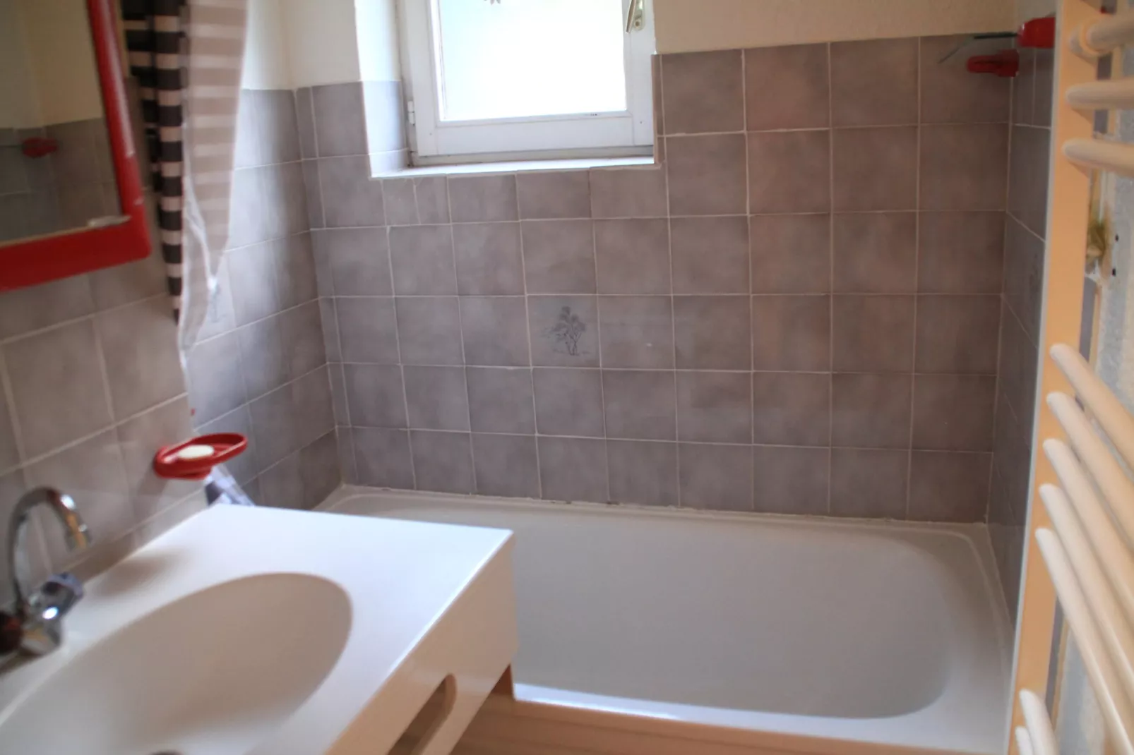 Perce Neige PNA18 FAMILY & NATURE 4 Pers.-Badkamer