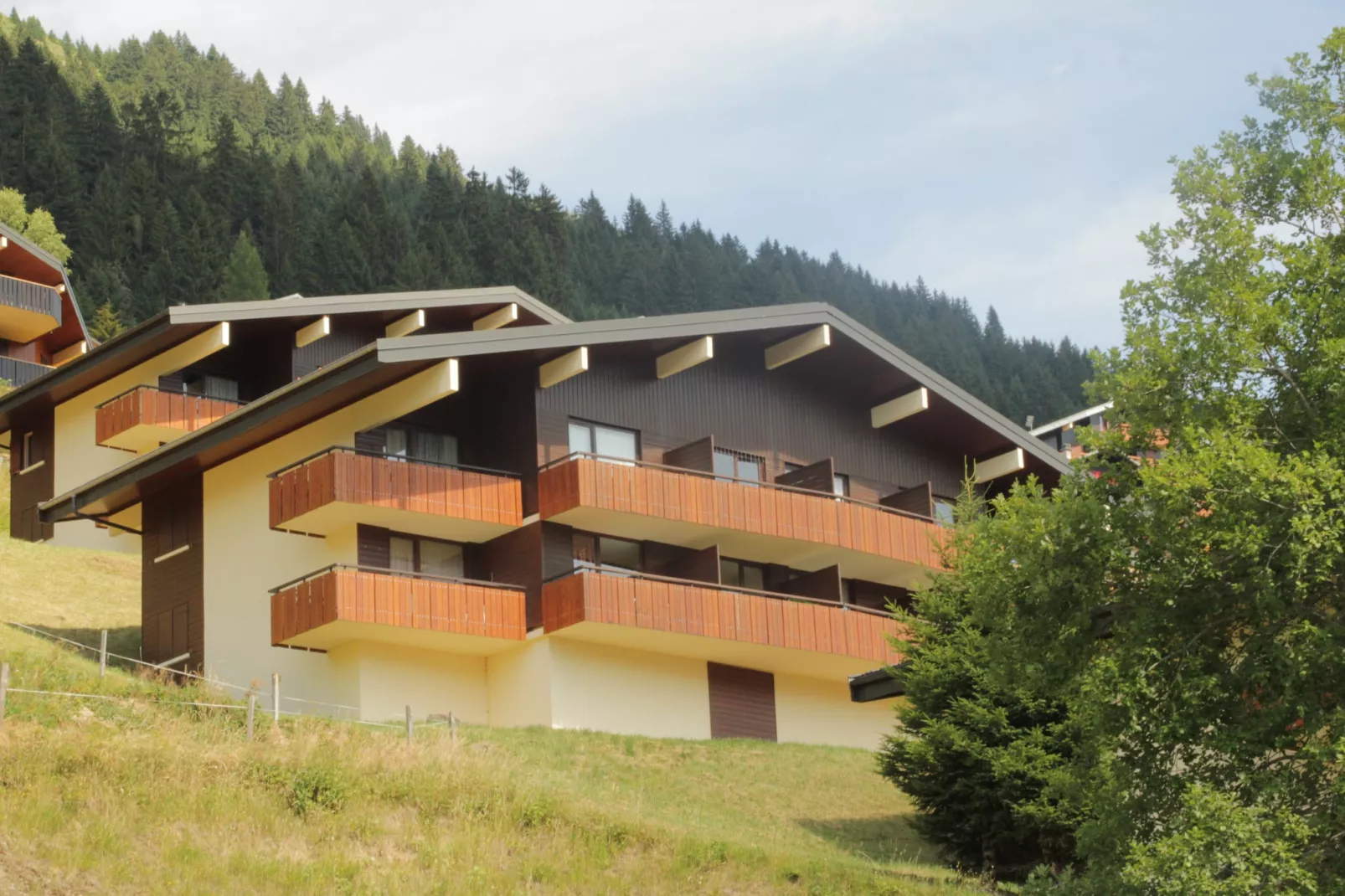 Hameau des 4 Saisons HSD172 QUIET & NATURE 6 Pers.-Buitenlucht