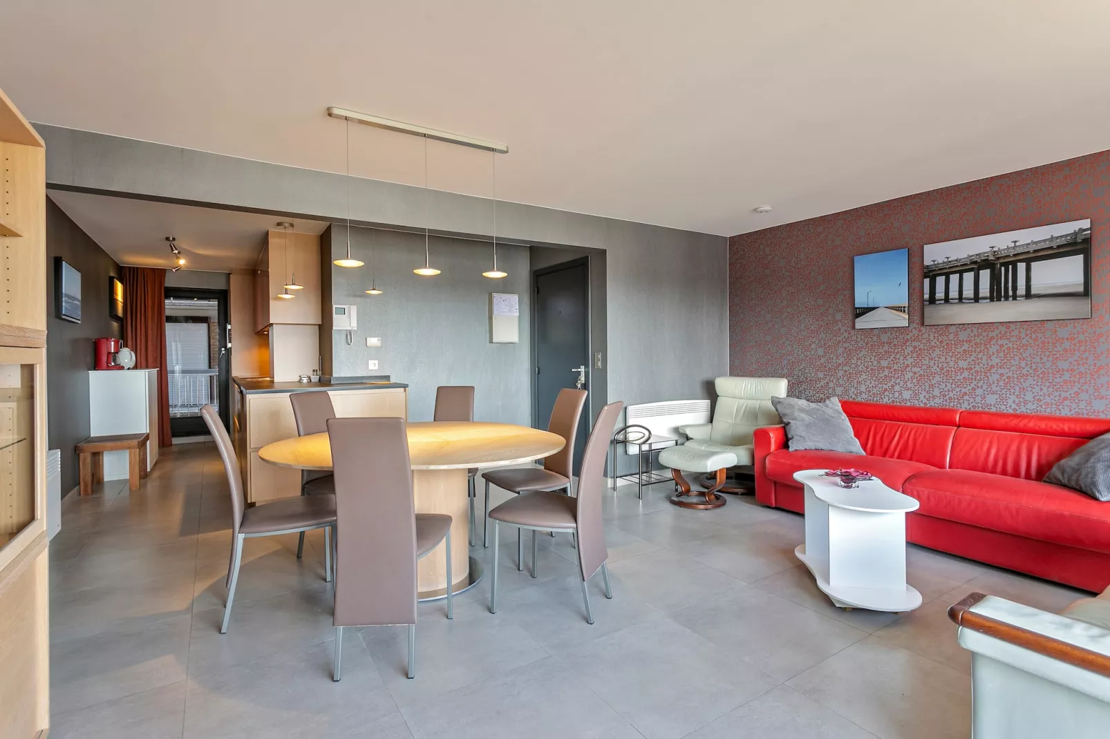 Appartement met 4 kamers en terras-Woonkamer