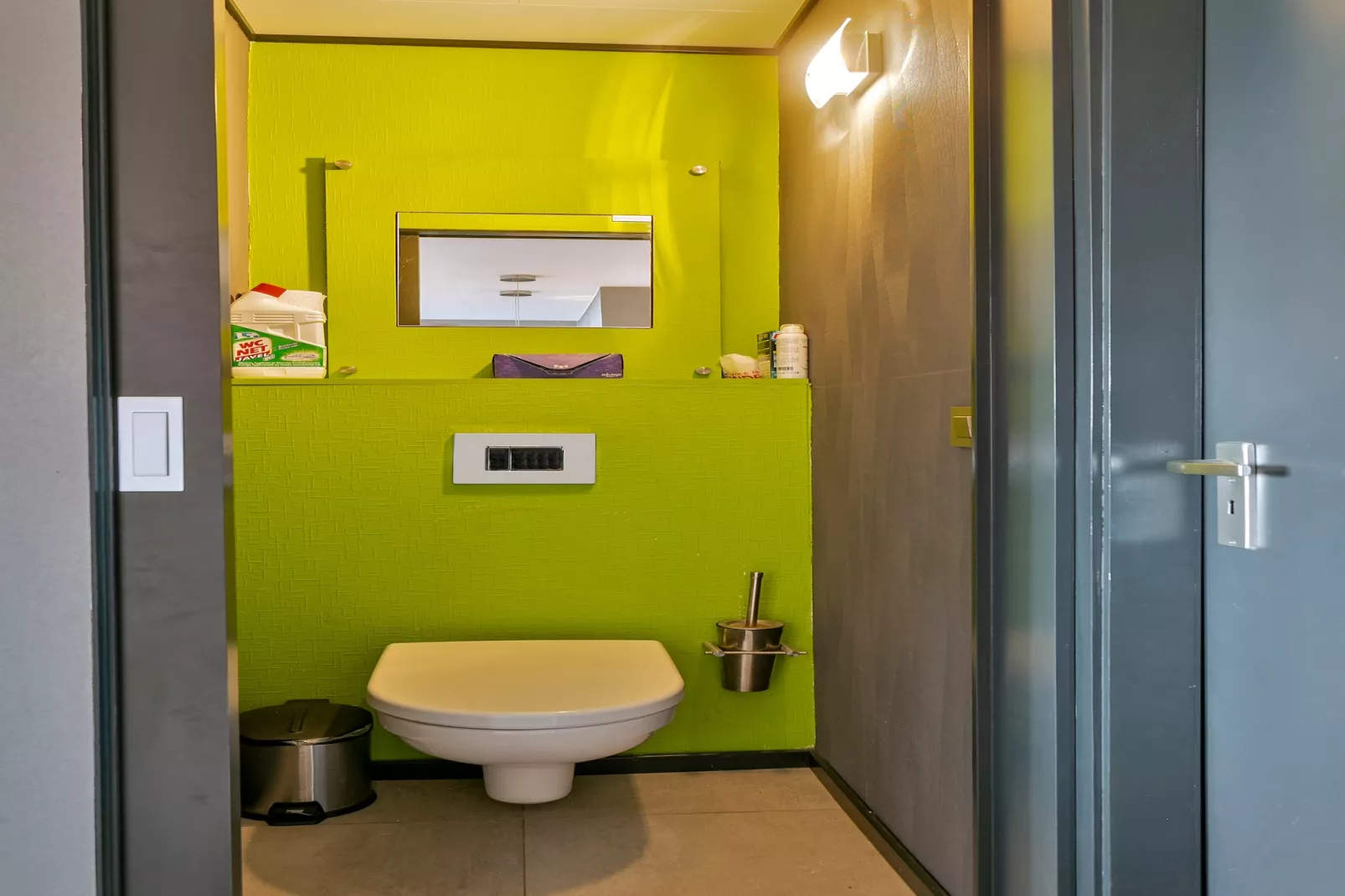 Appartement met 4 kamers en terras-Badkamer