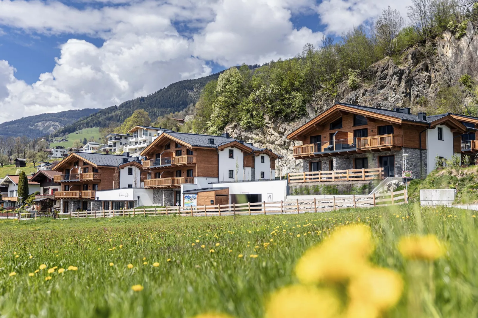 Tauernlodges Uttendorf 4B-Buitenkant zomer