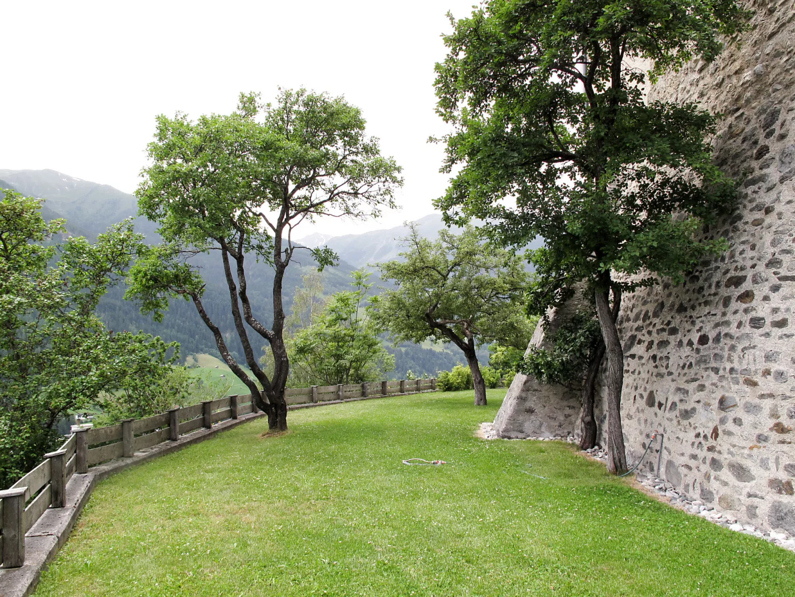 Burg Biedenegg, Schrofenstein (FIE200)-Binnen