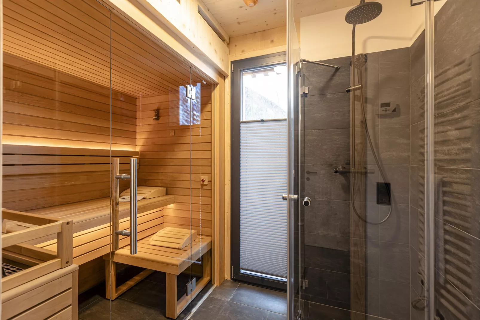 Alpenchalet Biberwier 2-Badkamer