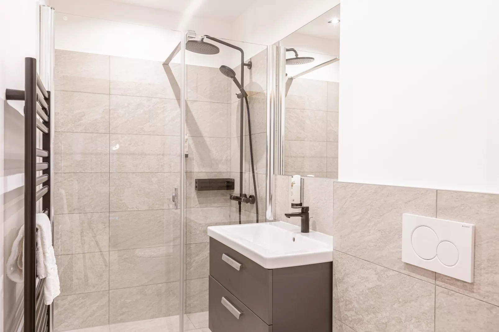 Zugspitz Suites Lermoos 4-Badkamer