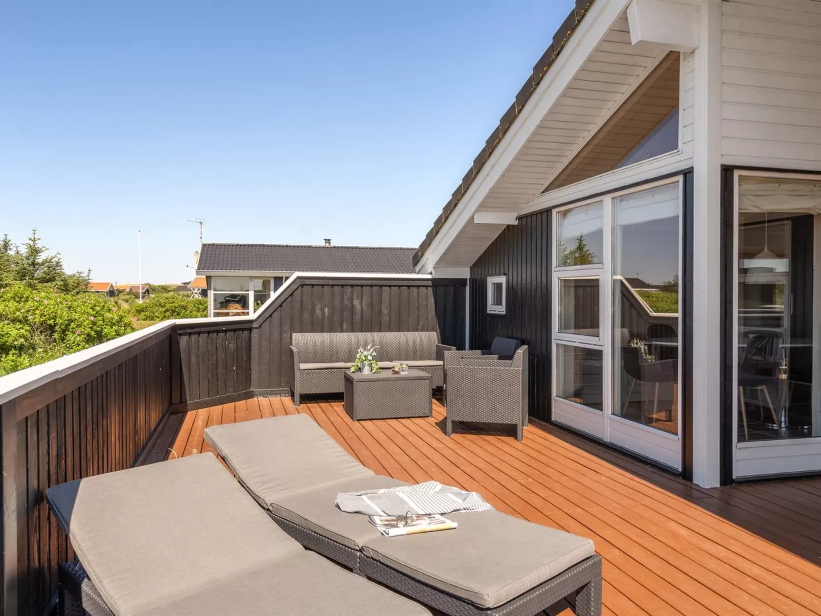 "Floriana" - 650m from the sea-Buiten