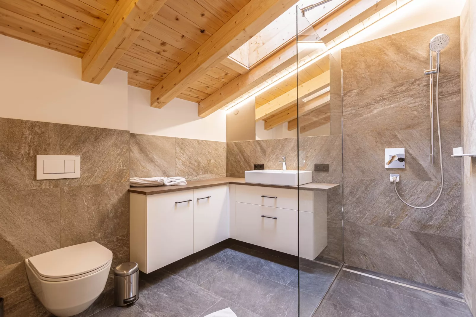 Zugspitz Suites Lermoos 5-Badkamer