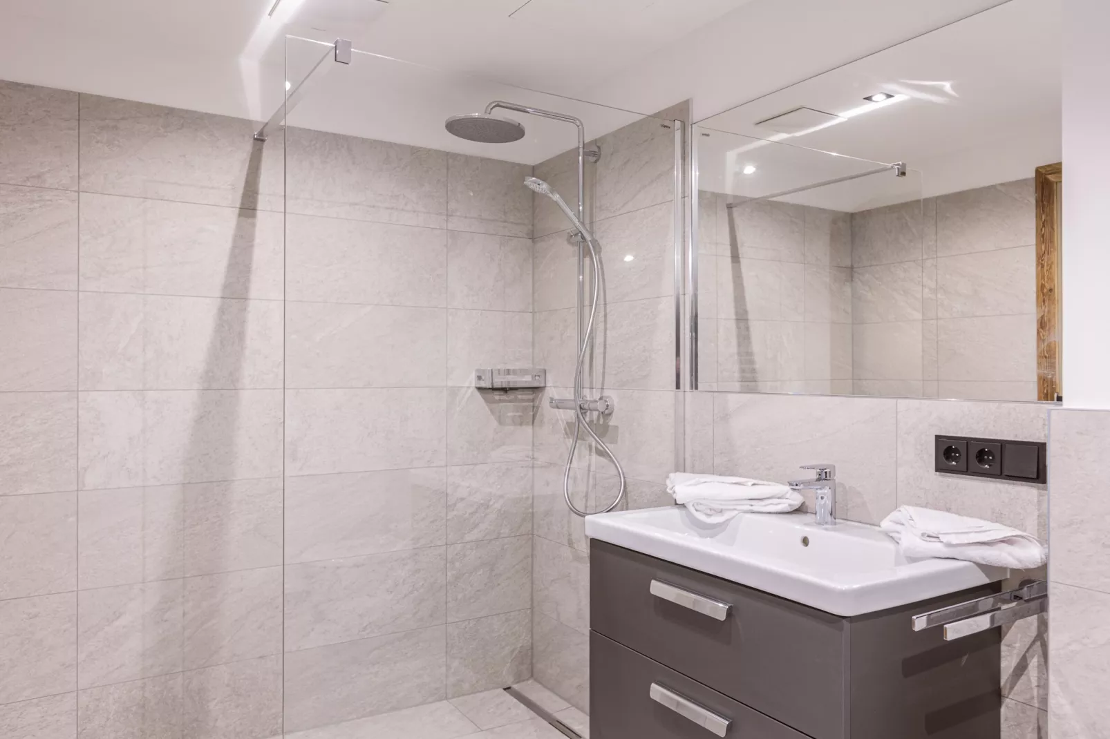 Zugspitz Suites Lermoos 5-Badkamer