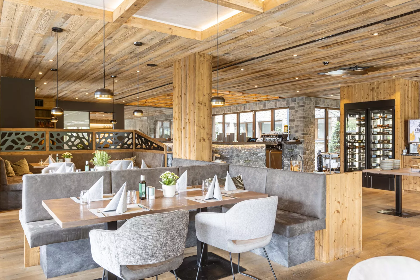 Bergresort Zugspitze Ehrwald 01-Eetkamer