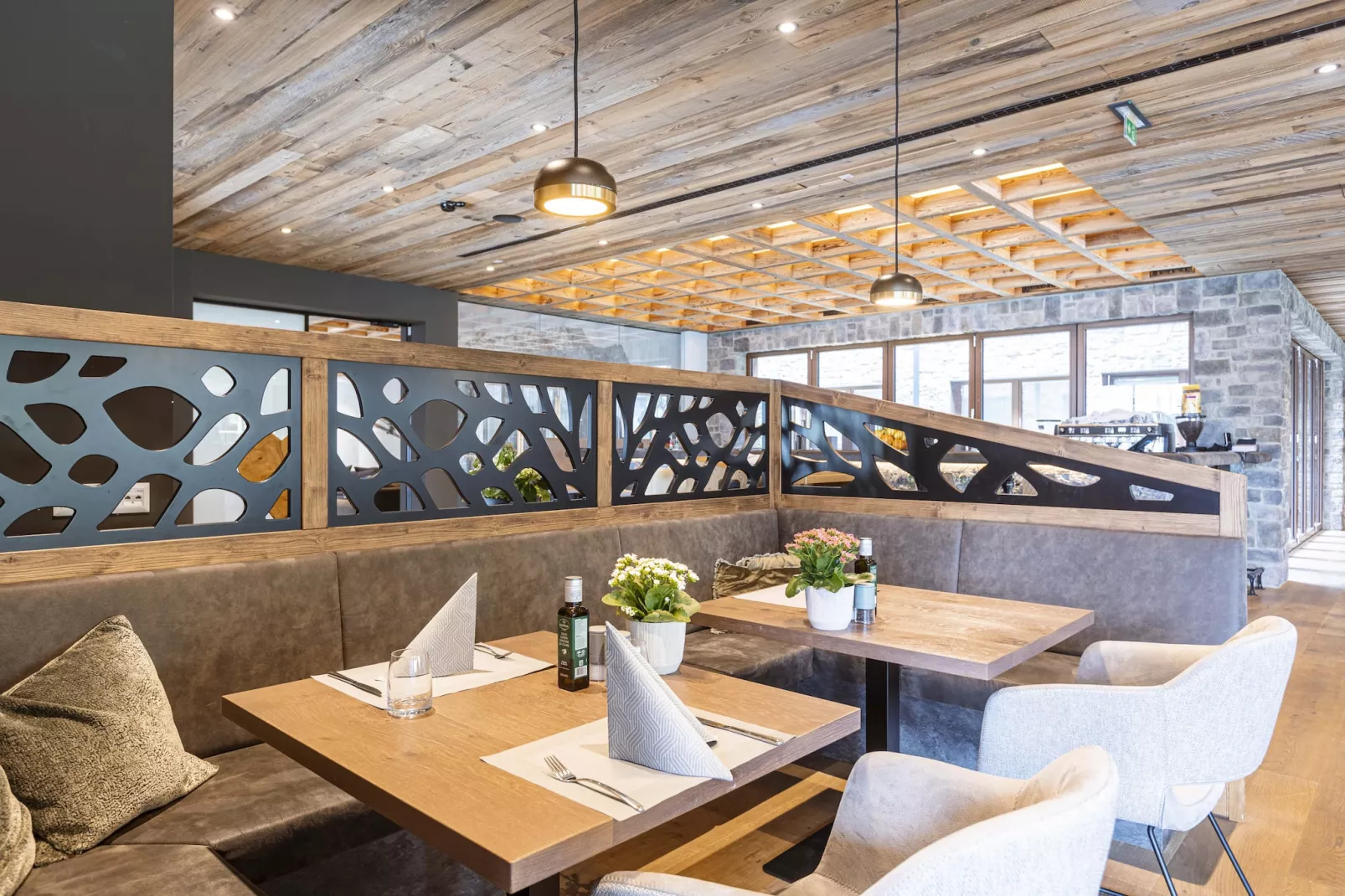 Bergresort Zugspitze Ehrwald 01-Eetkamer