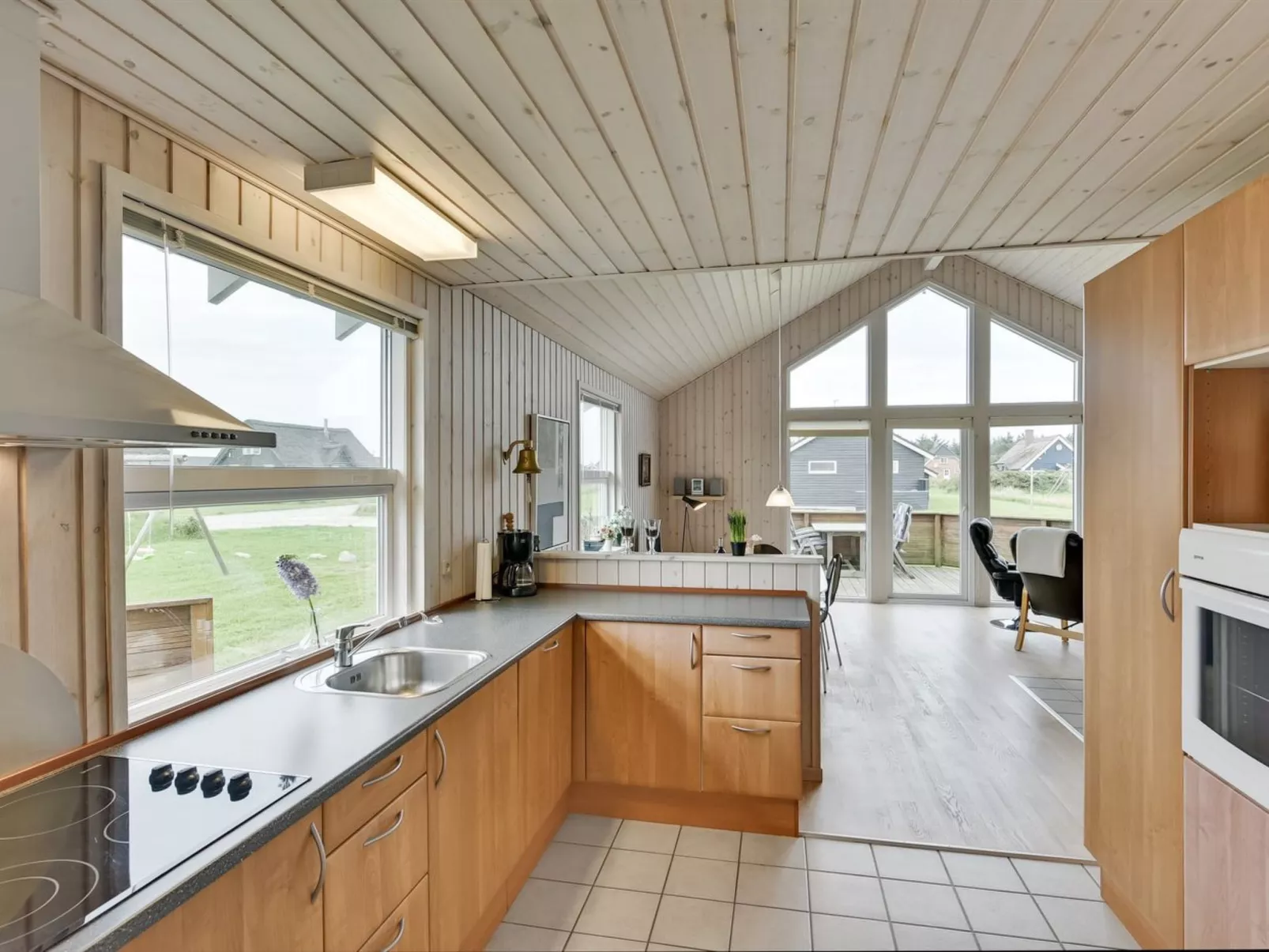 "Erland" - 500m from the sea-Binnen