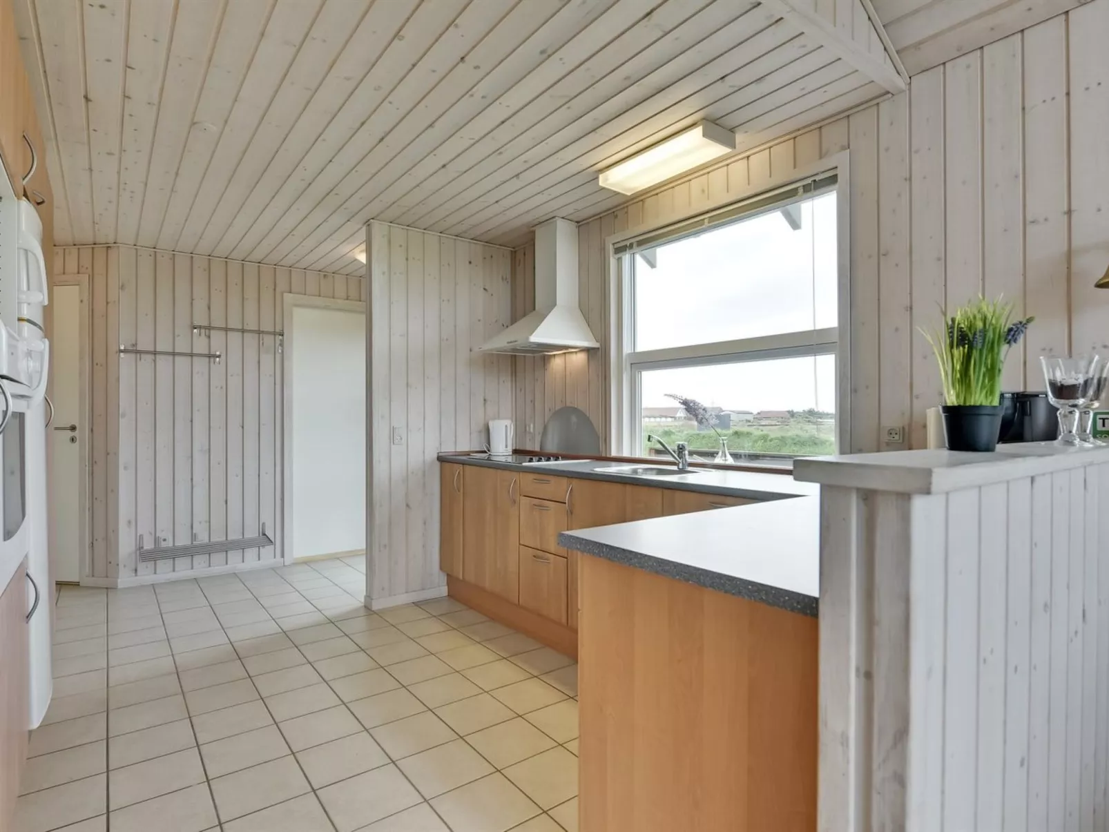 "Erland" - 500m from the sea-Binnen