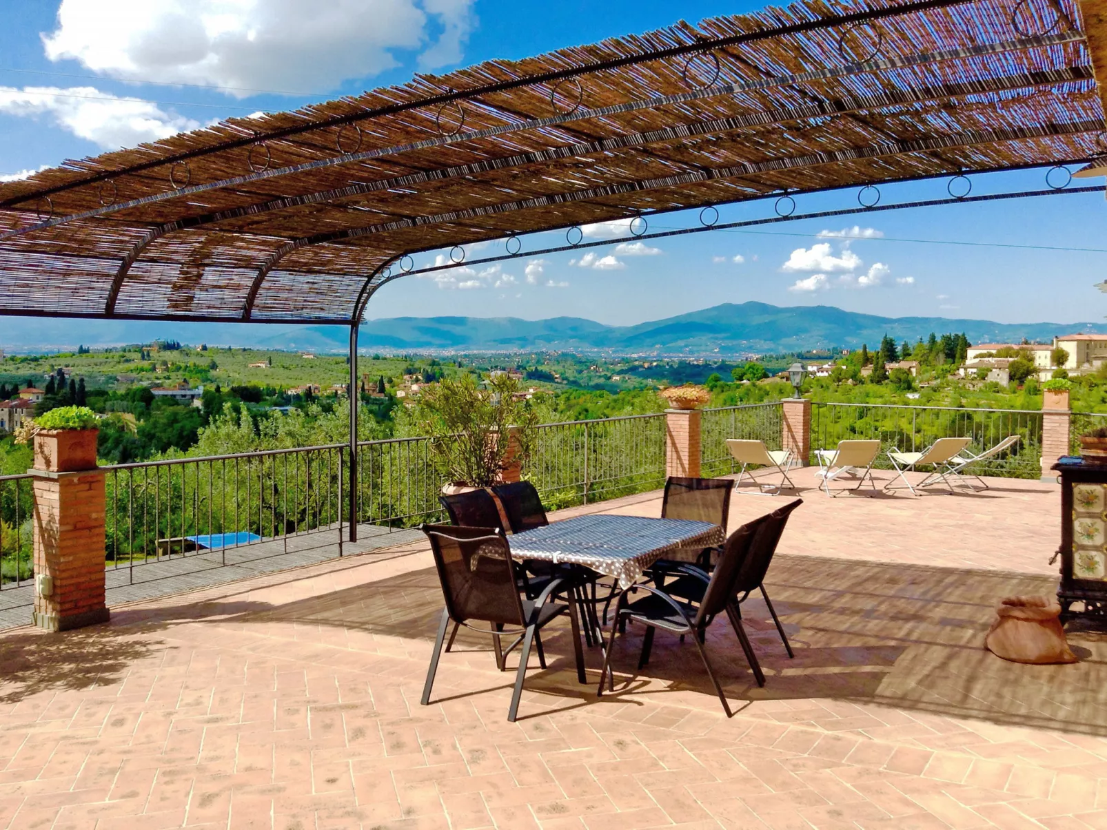 Poggio de'Galli-Buiten