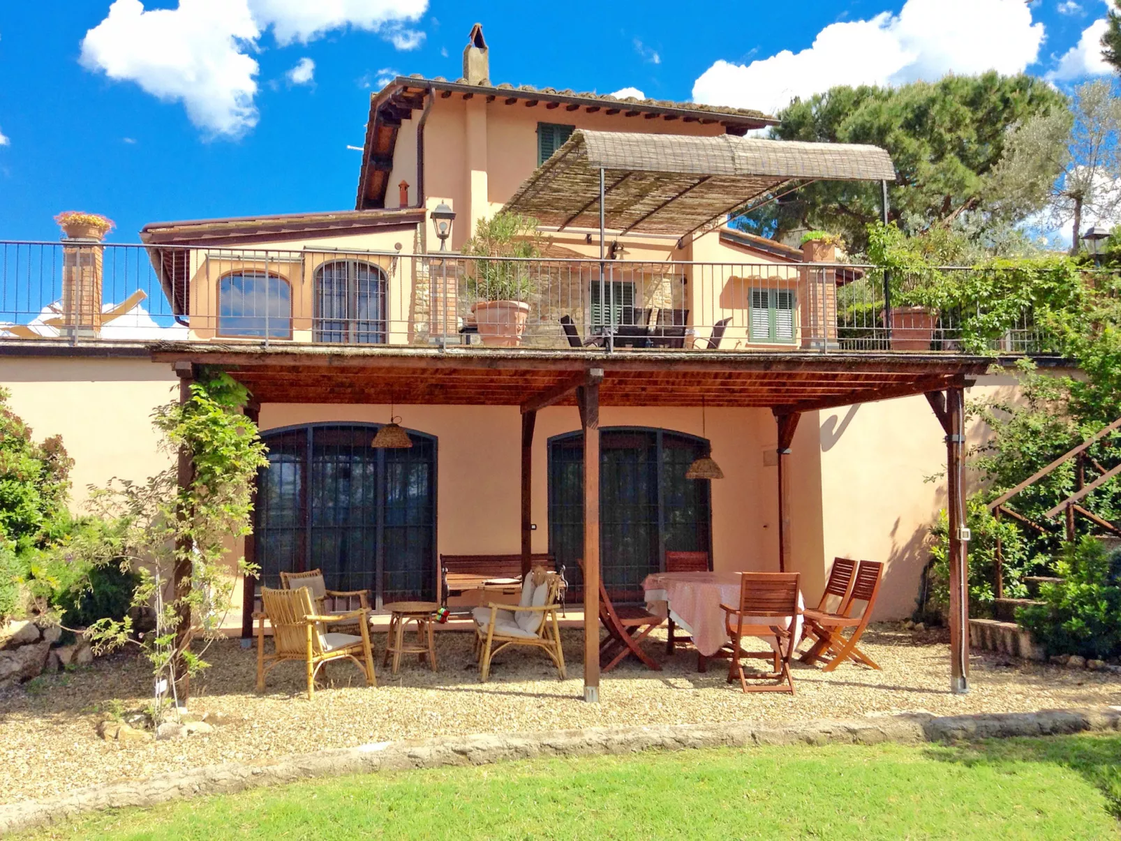 Poggio de'Galli-Buiten