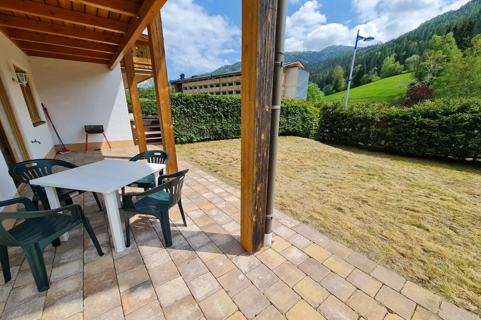 Haus Therme Top 1-Terrasbalkon