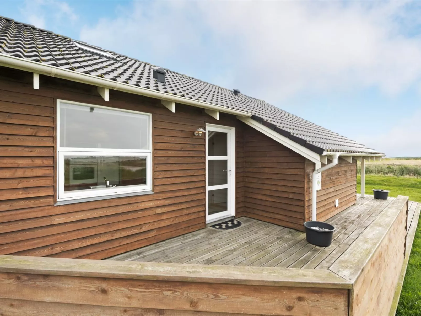 "Erland" - 500m from the sea-Binnen