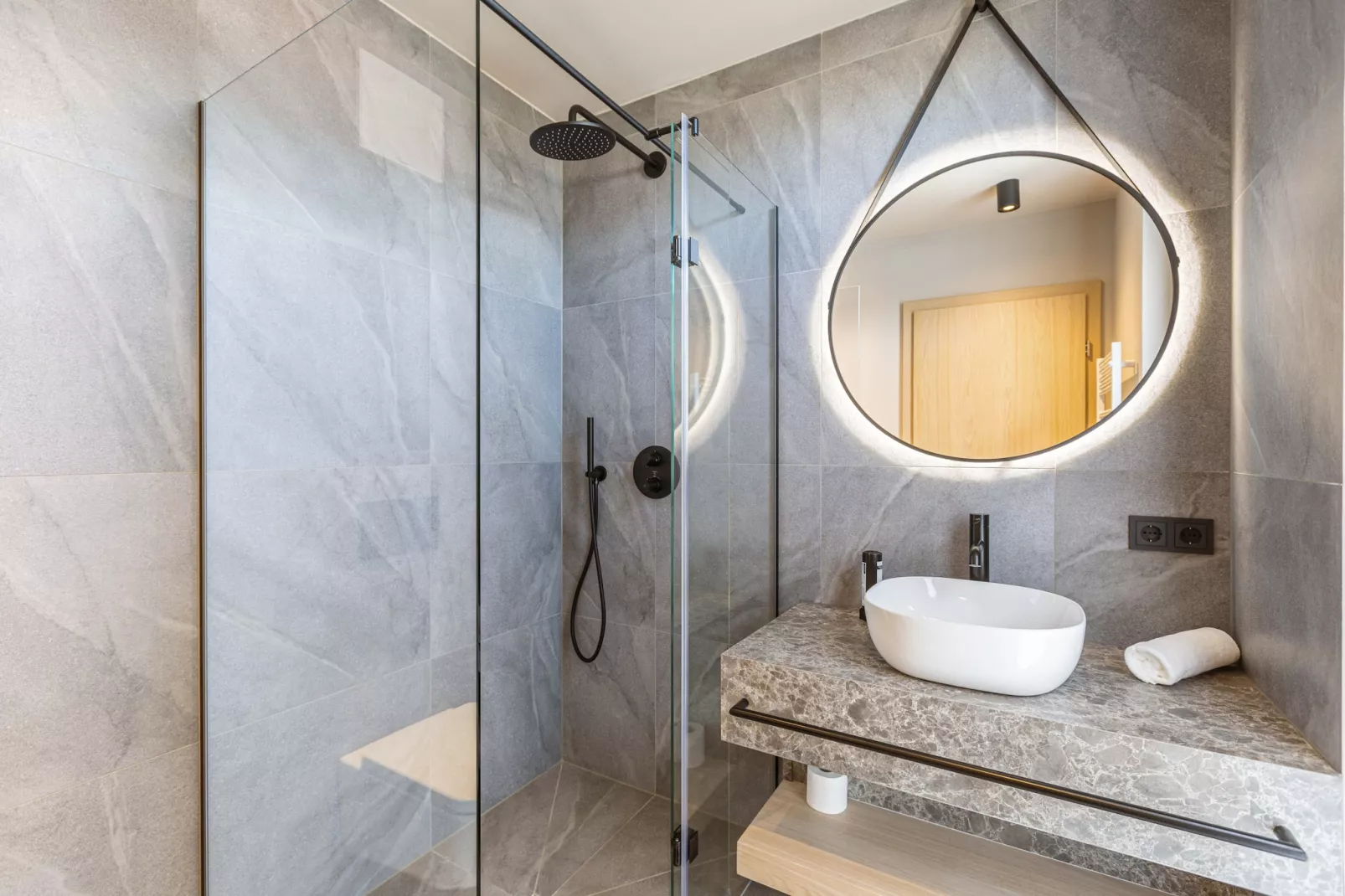 Kitzbühel Suites 2-Badkamer