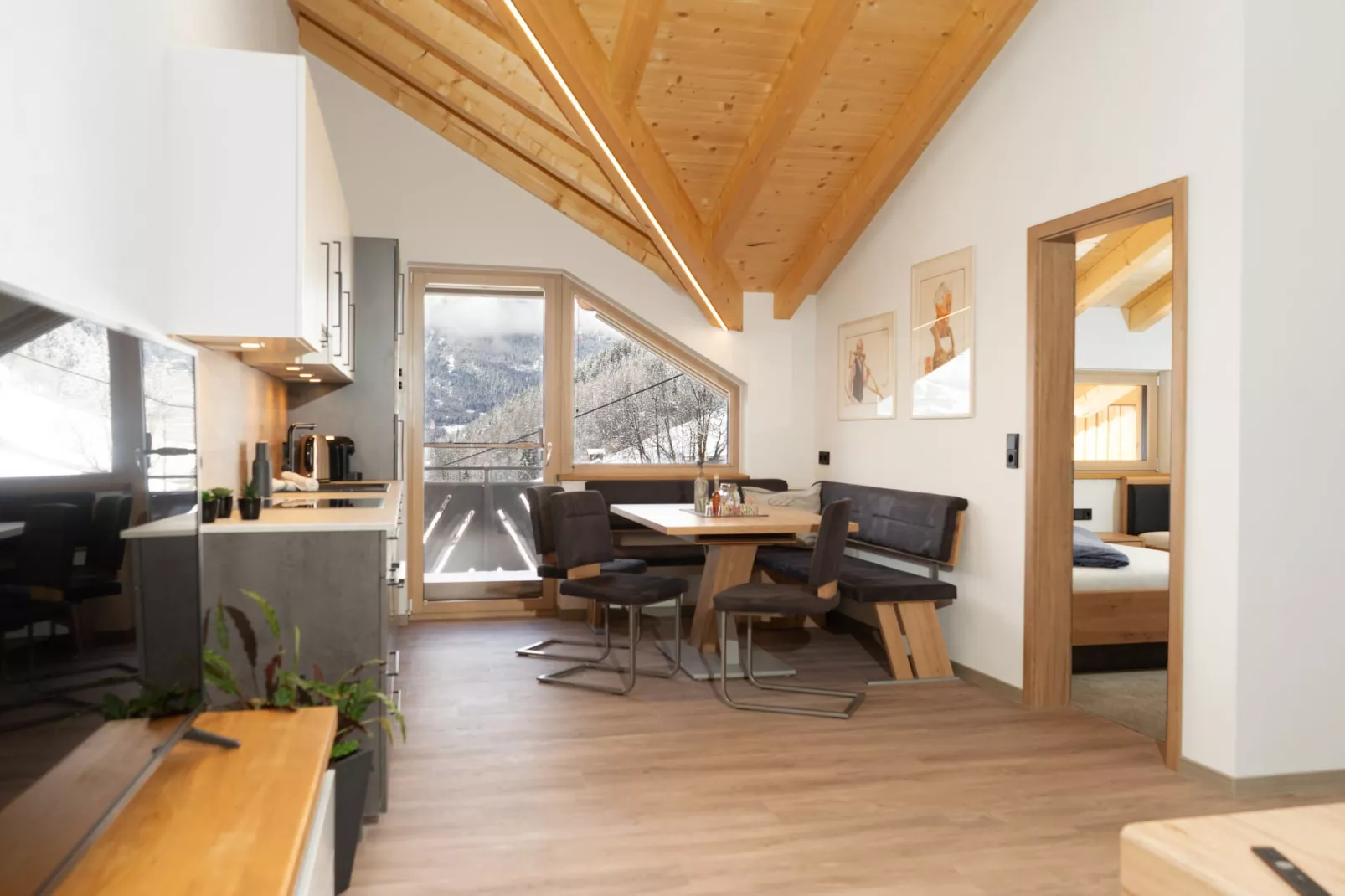 Panoramablick Kaunergrat-Eetkamer