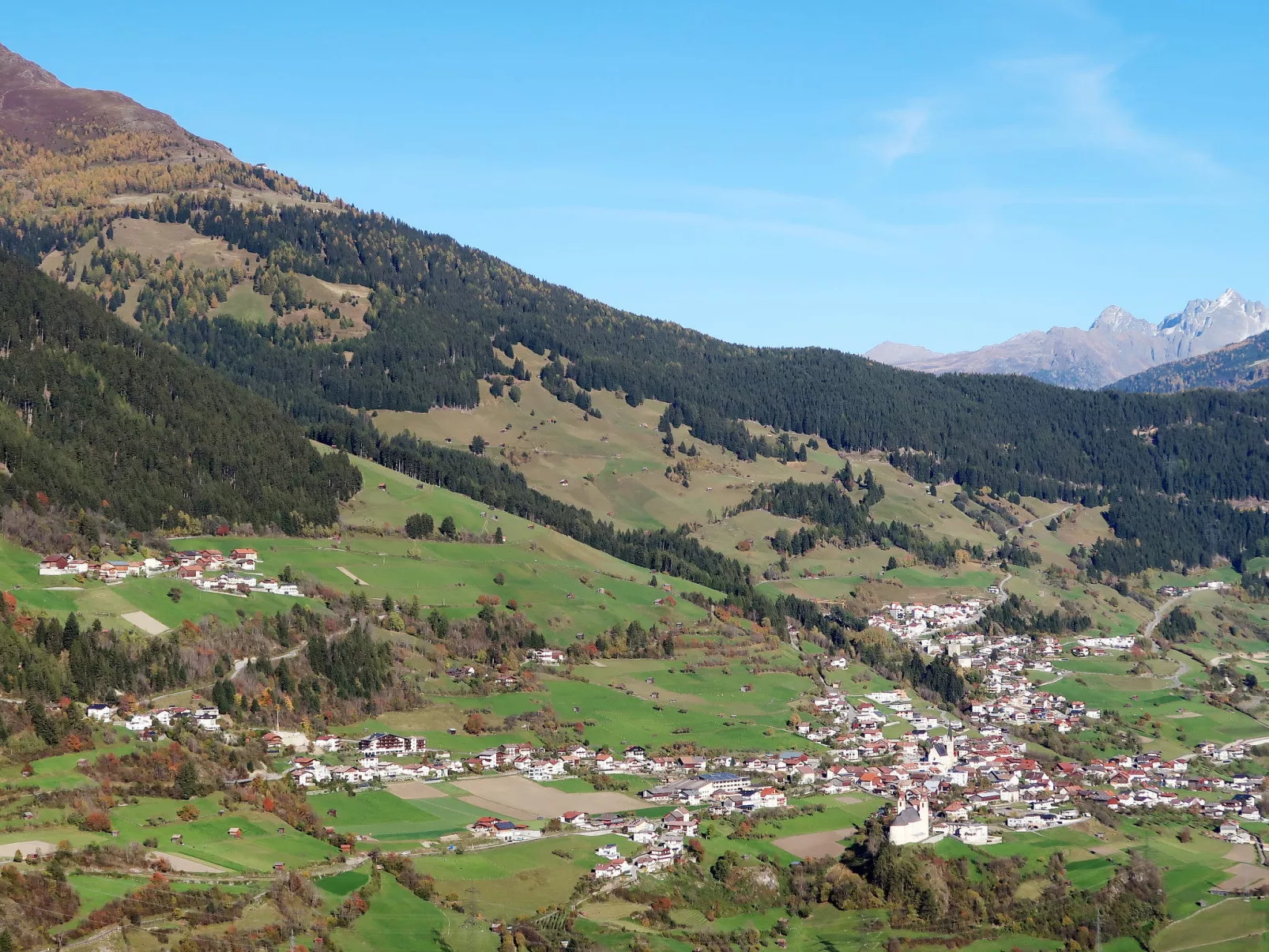 Burg Biedenegg mit Schlosscafé (FIE211)-Omgeving