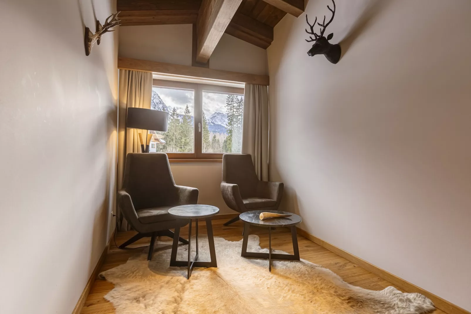 Bergresort Zugspitze Ehrwald 08-Woonkamer