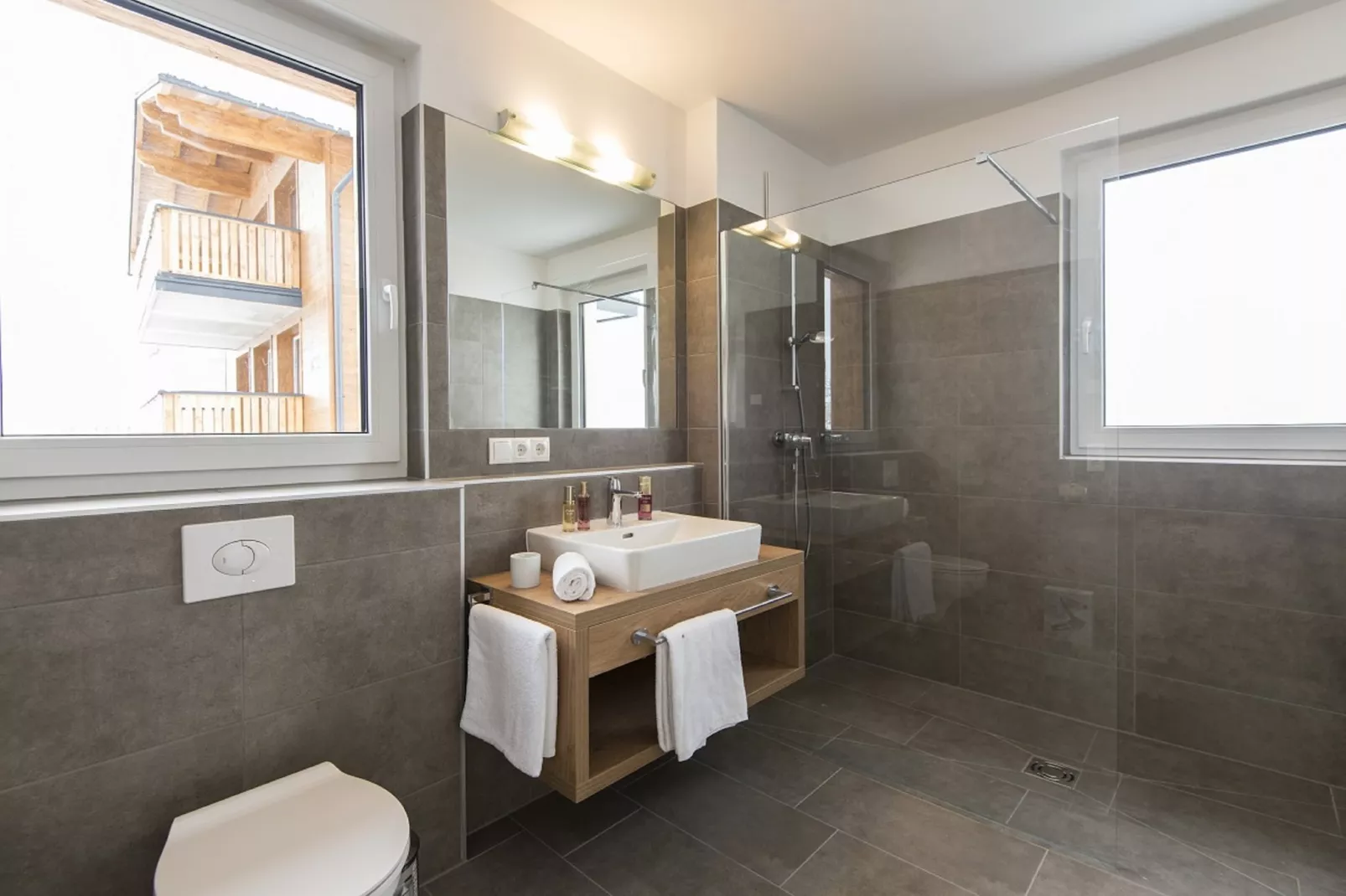 GA2C Alpenleben Apartments-Badkamer