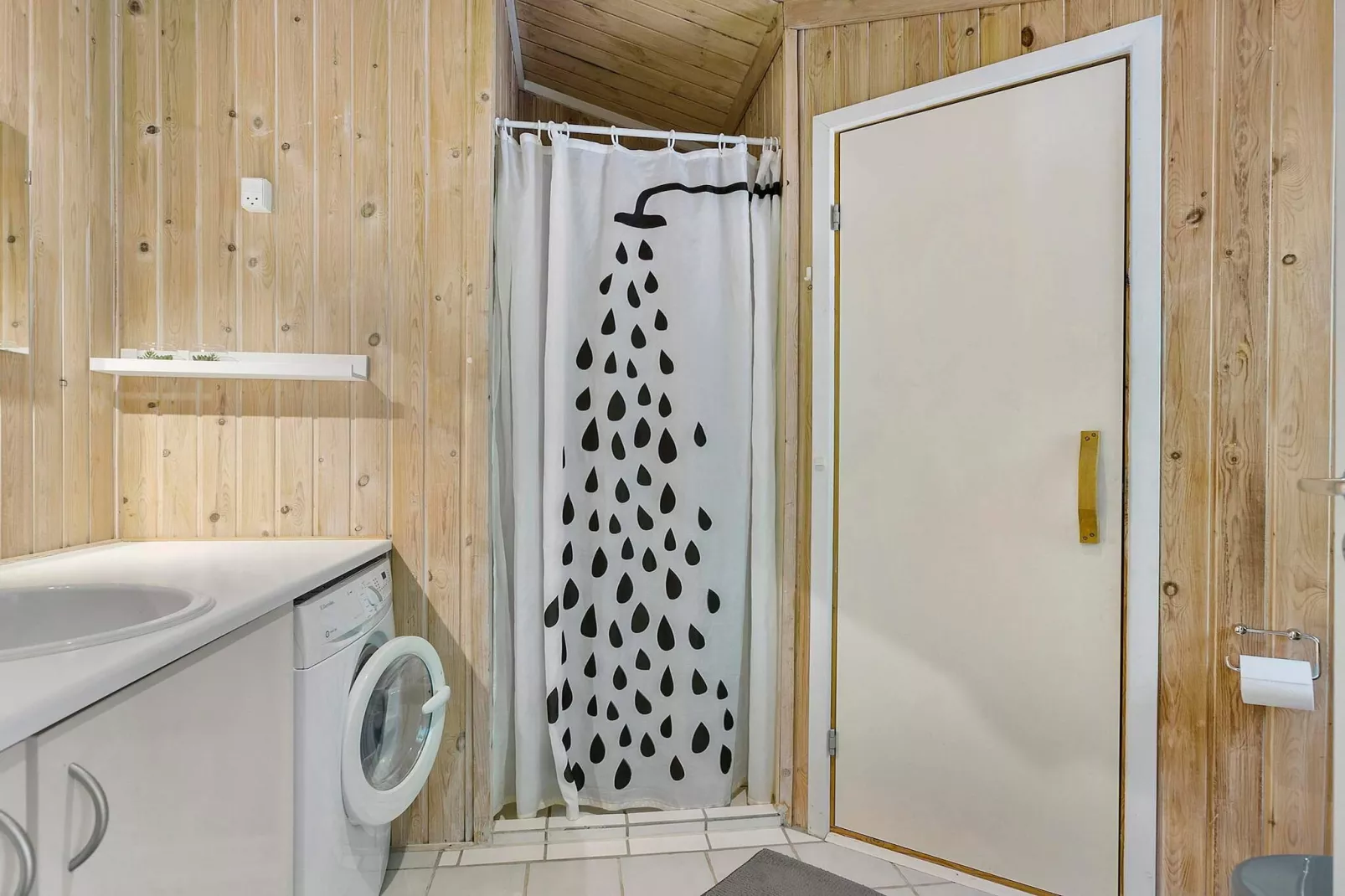 Vakantiehuis met ruime tuin-Binnen