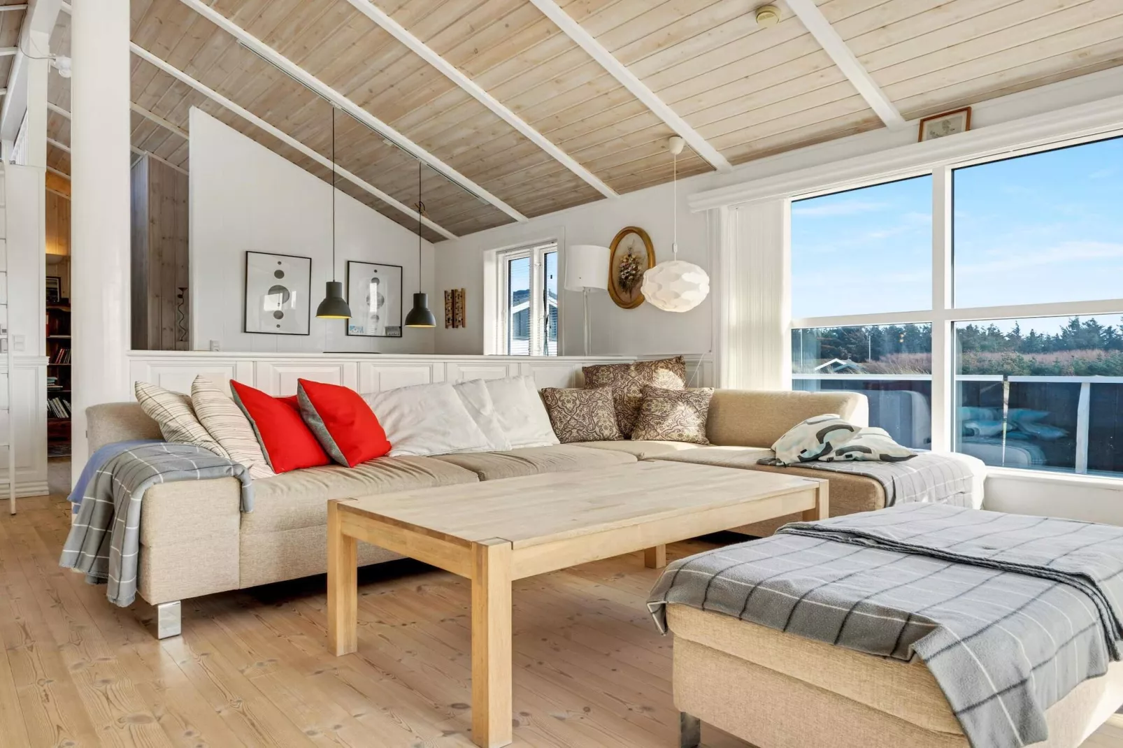 Vakantiehuis in Lokken met uitzicht-Binnen