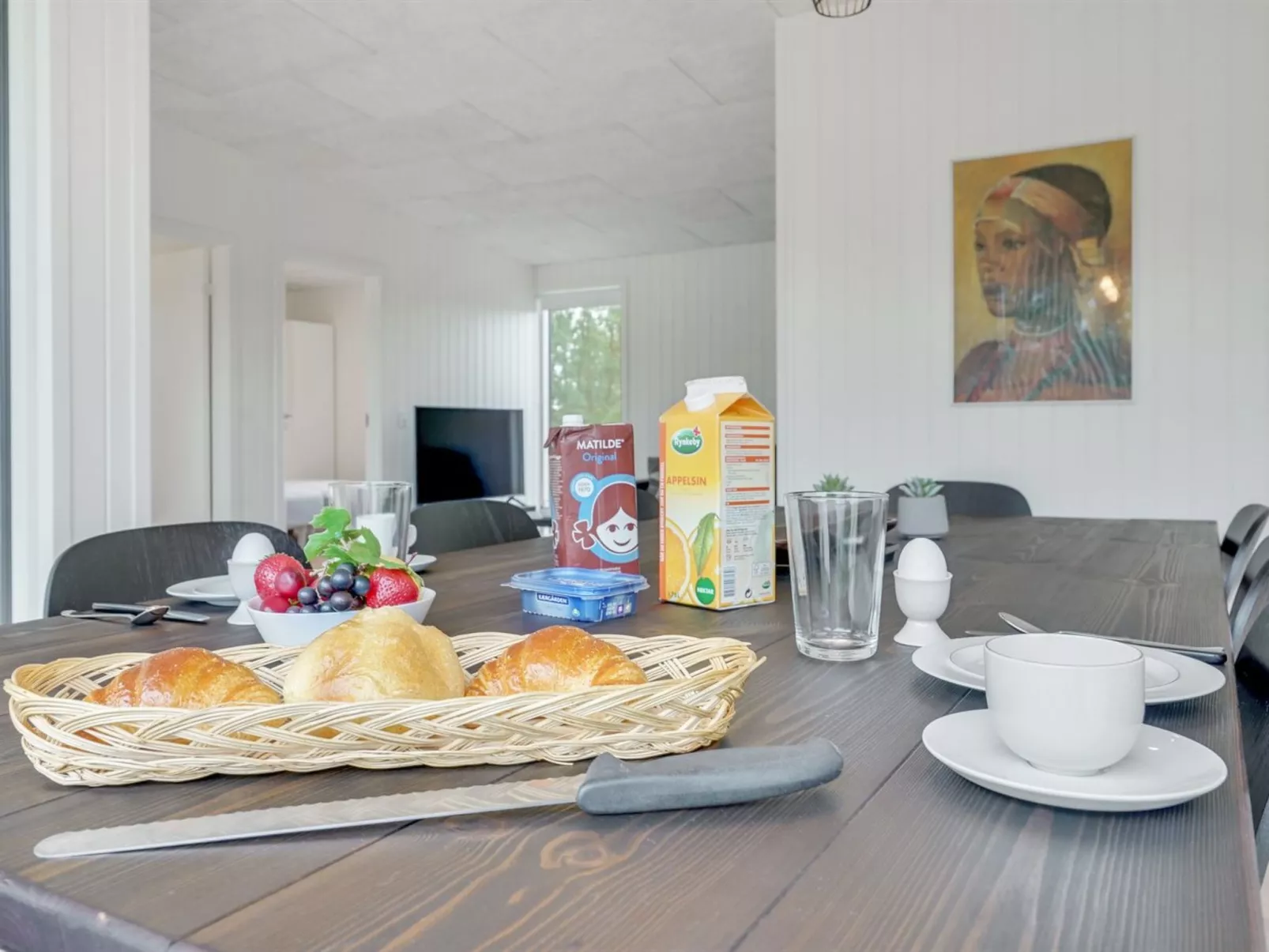 "Vanna" - 1.2km from the sea-Binnen