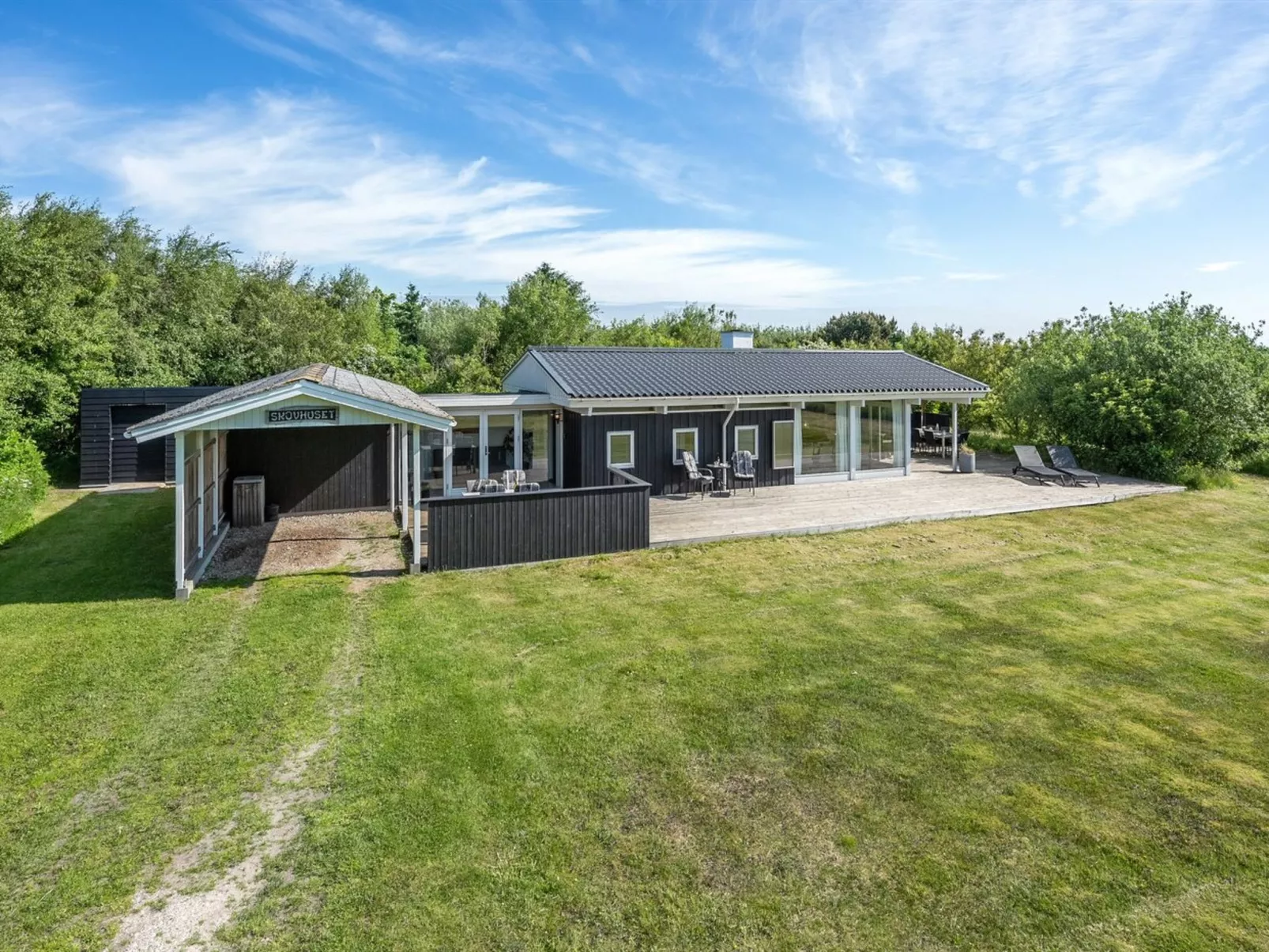 "Anund" - 1.4km from the sea-Buiten