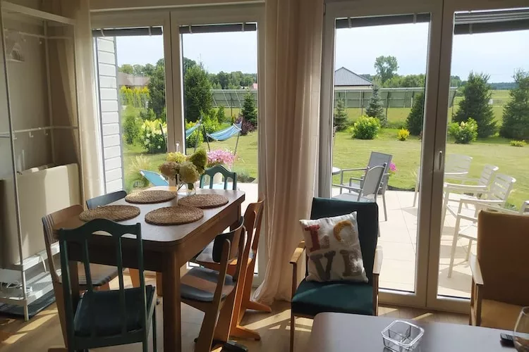 Domek wakacyjny dla 7 osób Sieciemin-Woonkamer