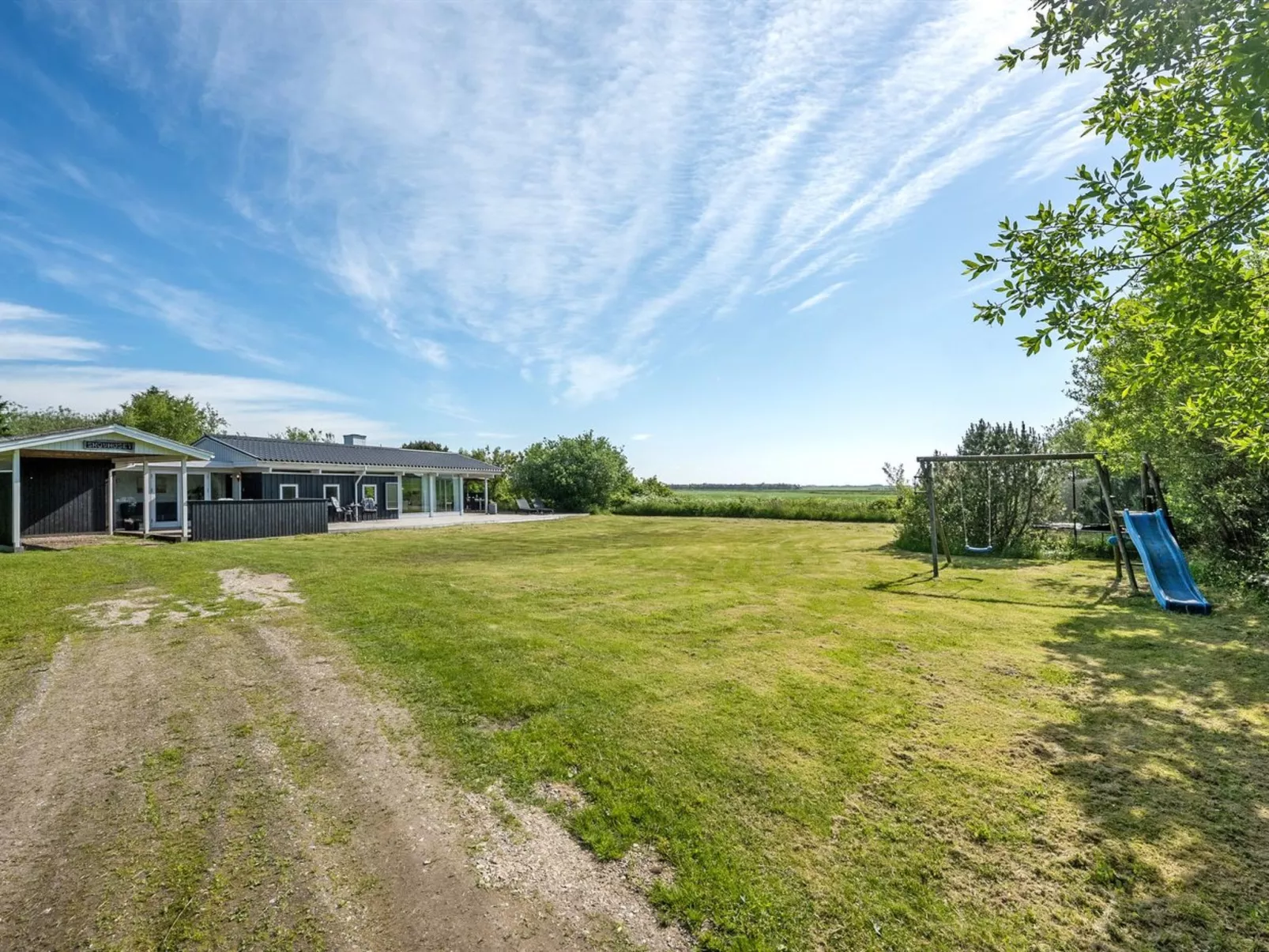 "Anund" - 1.4km from the sea-Buiten
