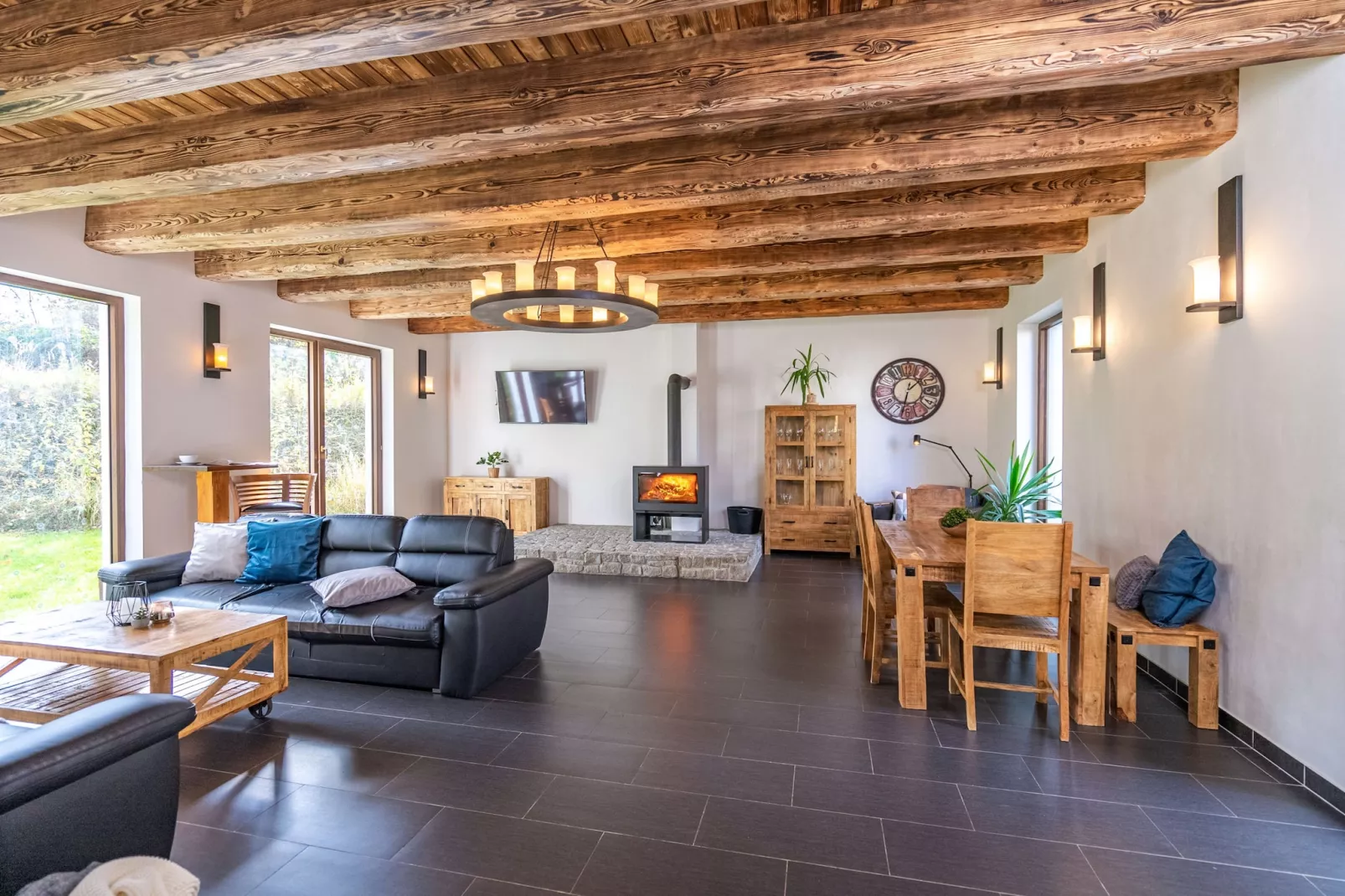 Lesany SLJK425-Woonkamer