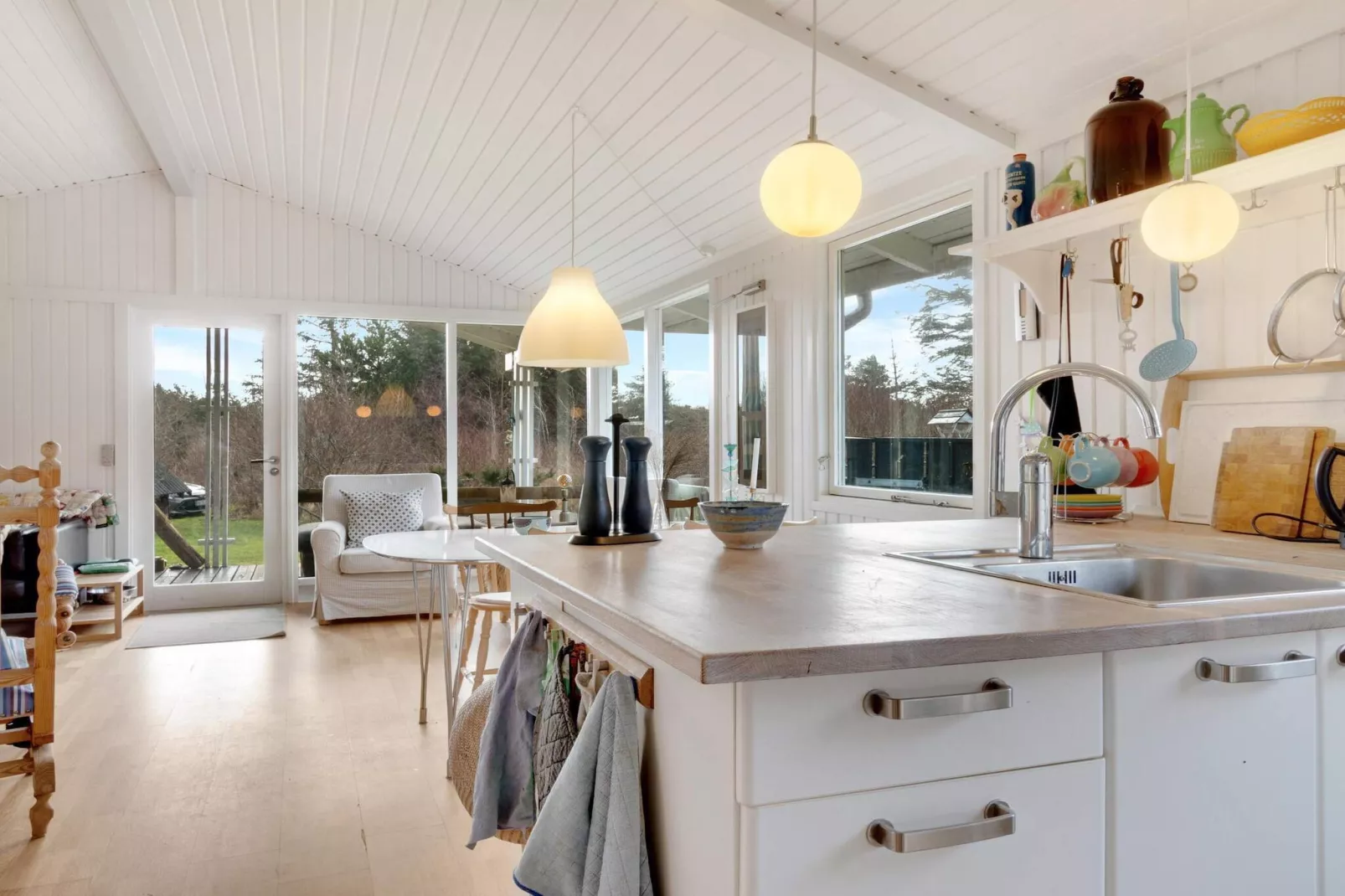 Vakantiehuis in Lokken vlakbij zee-Binnen
