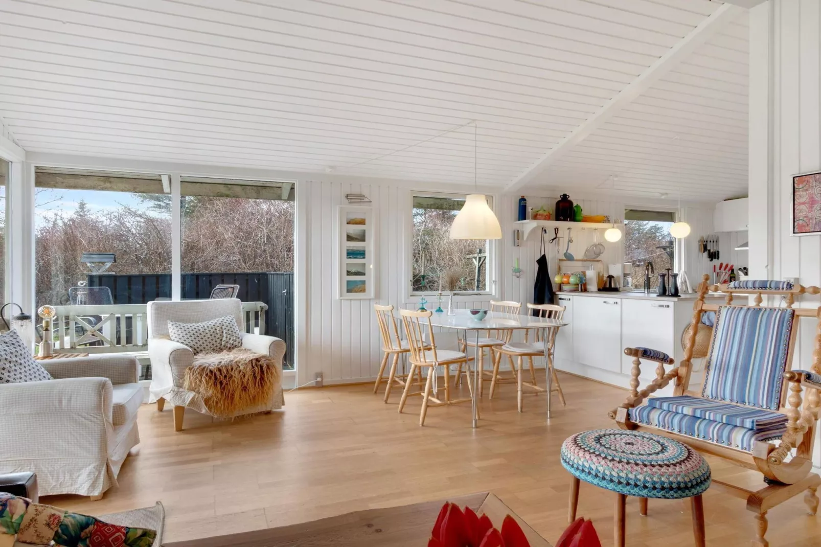 Vakantiehuis in Lokken vlakbij zee-Binnen