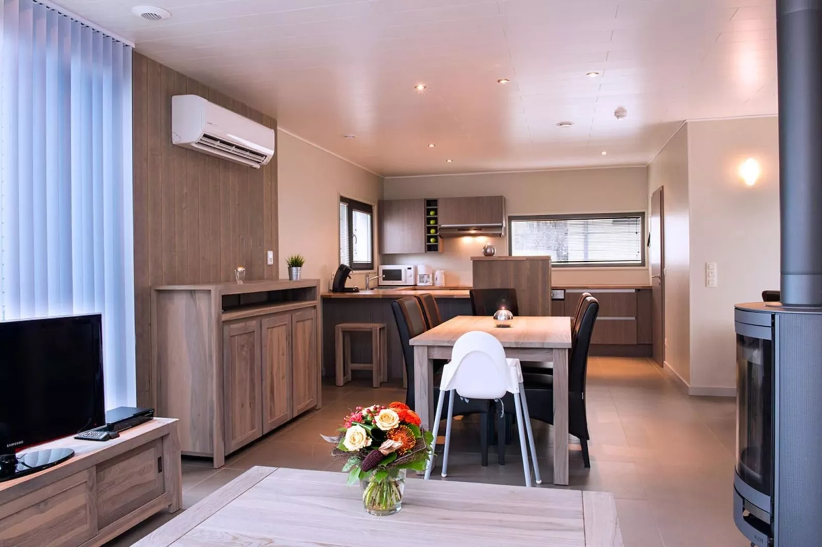 6 persons - 3 rooms 115m² without sauna-Woonkamer