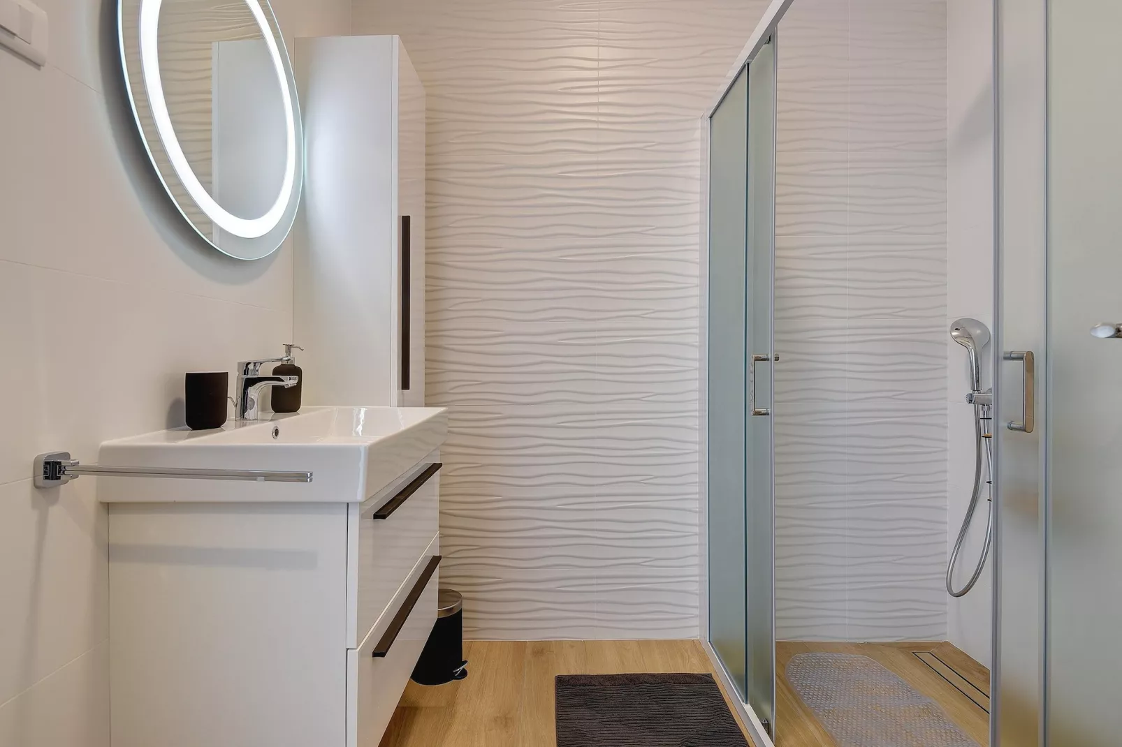 Cube Box House - Angelini-Badkamer
