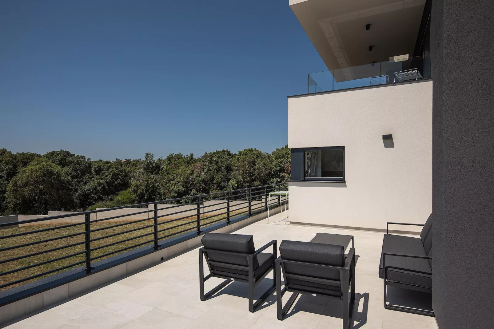 Cube Box House - Angelini-Terrasbalkon