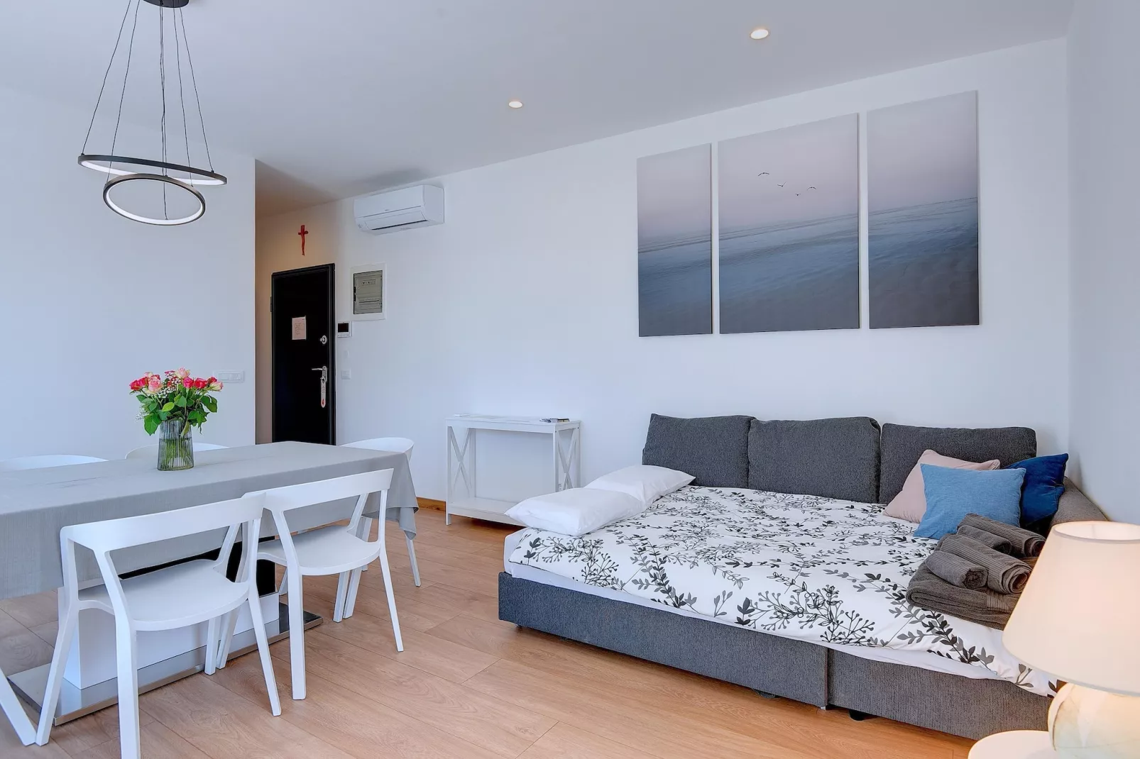 Cube Box House - Angelini-Woonkamer