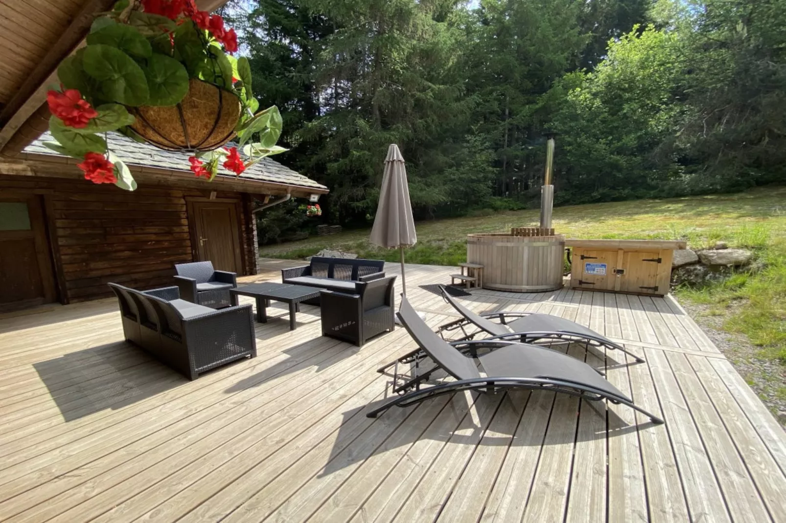 LE FISHING LODGE Chalet en bois avec Bain Nordique-Buitenlucht