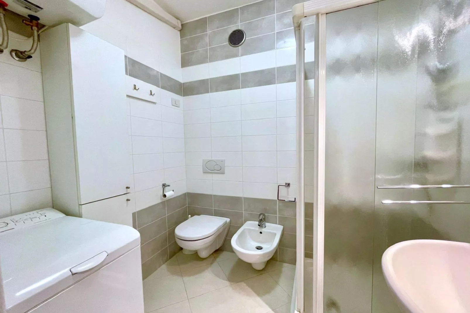 Miramare 3/6-Badkamer