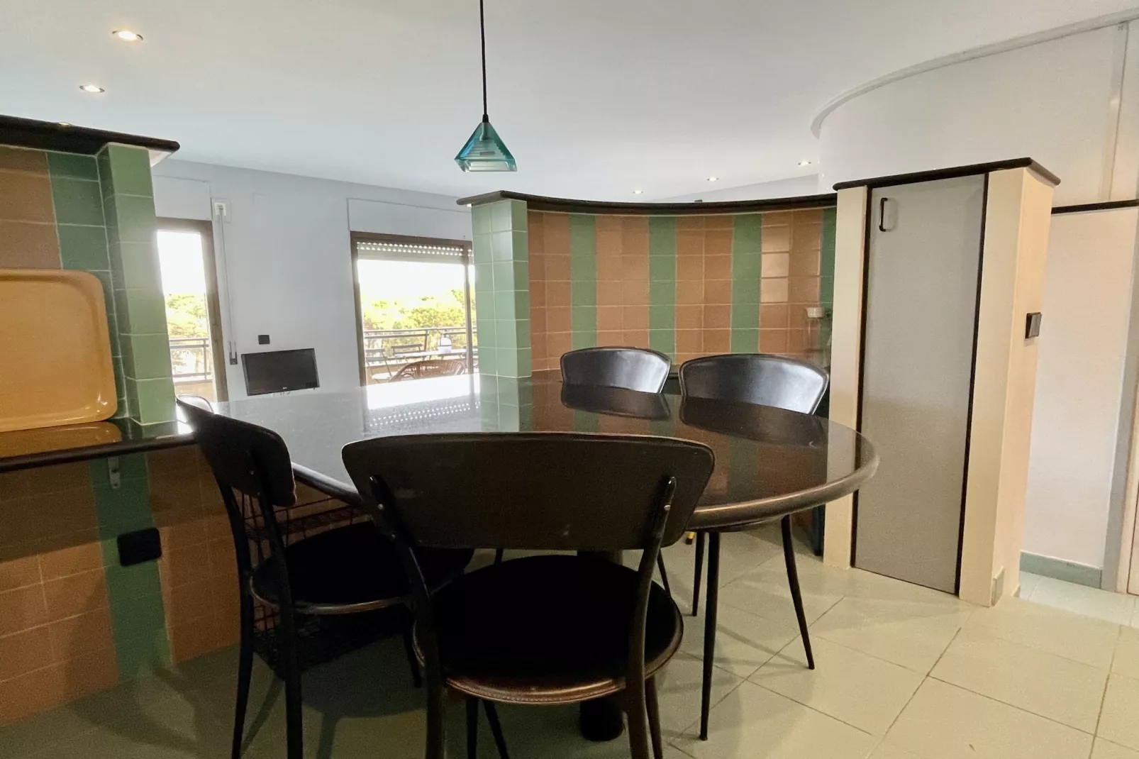 LA PINEDA I 1 3-6-Eetkamer